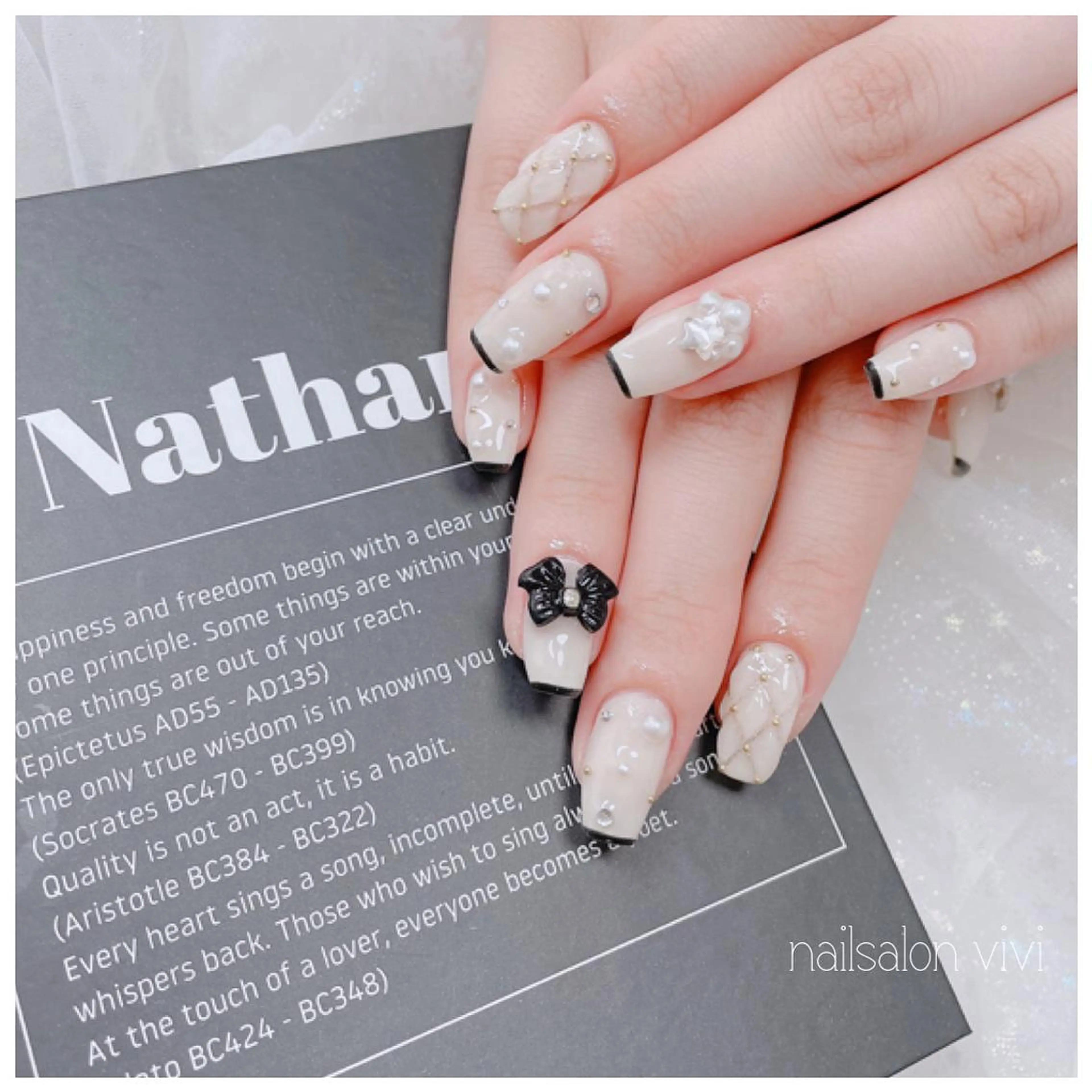 ネイル ＶＩＶＩ nailsalonのネイルデザイン