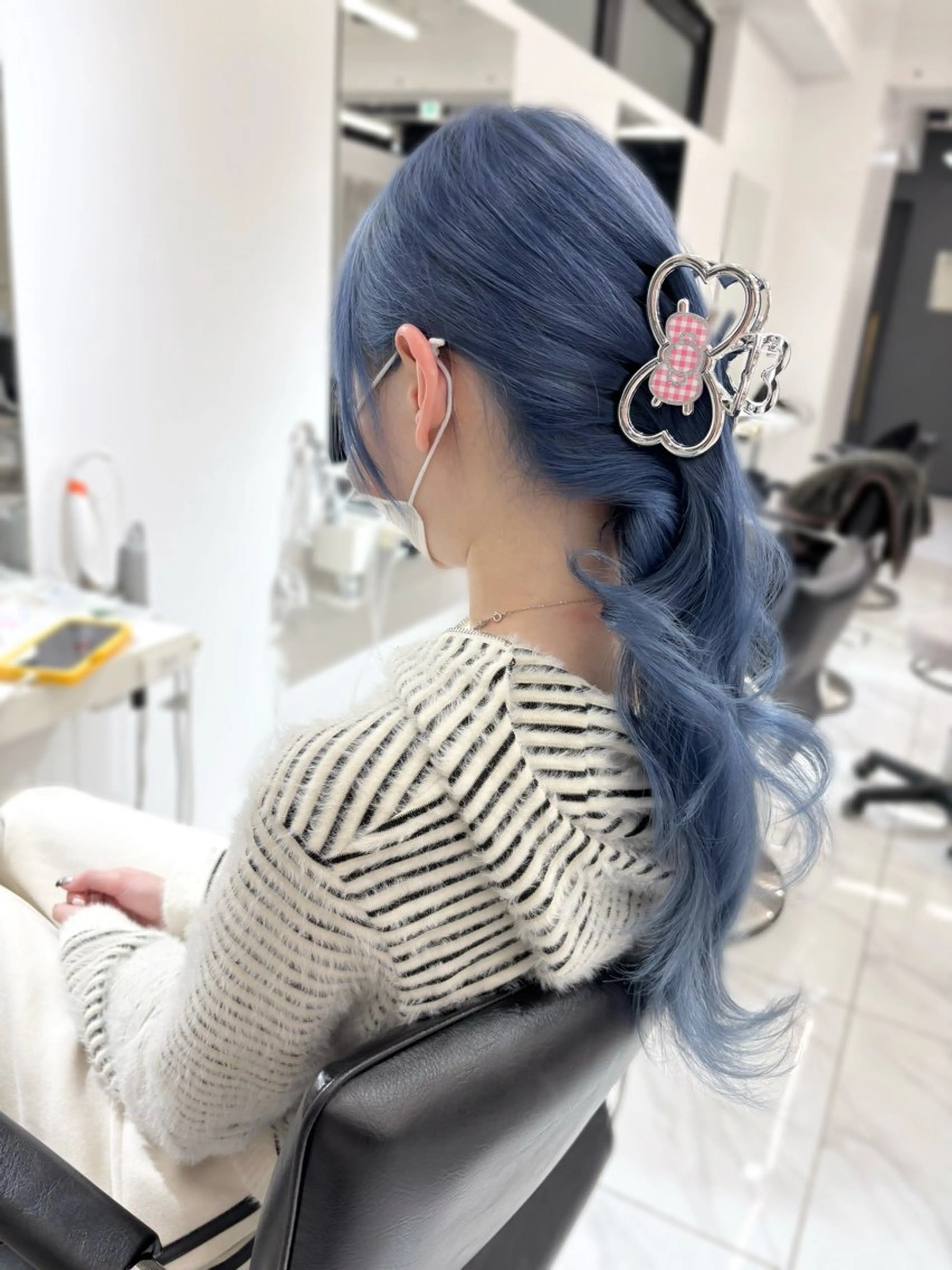 ロング カラー ブリーチ ブルーカラー ケアブリーチ ヘアカラー トリートメント 盛れる顔周り🤍渋谷 Risa🎀のヘアスタイル