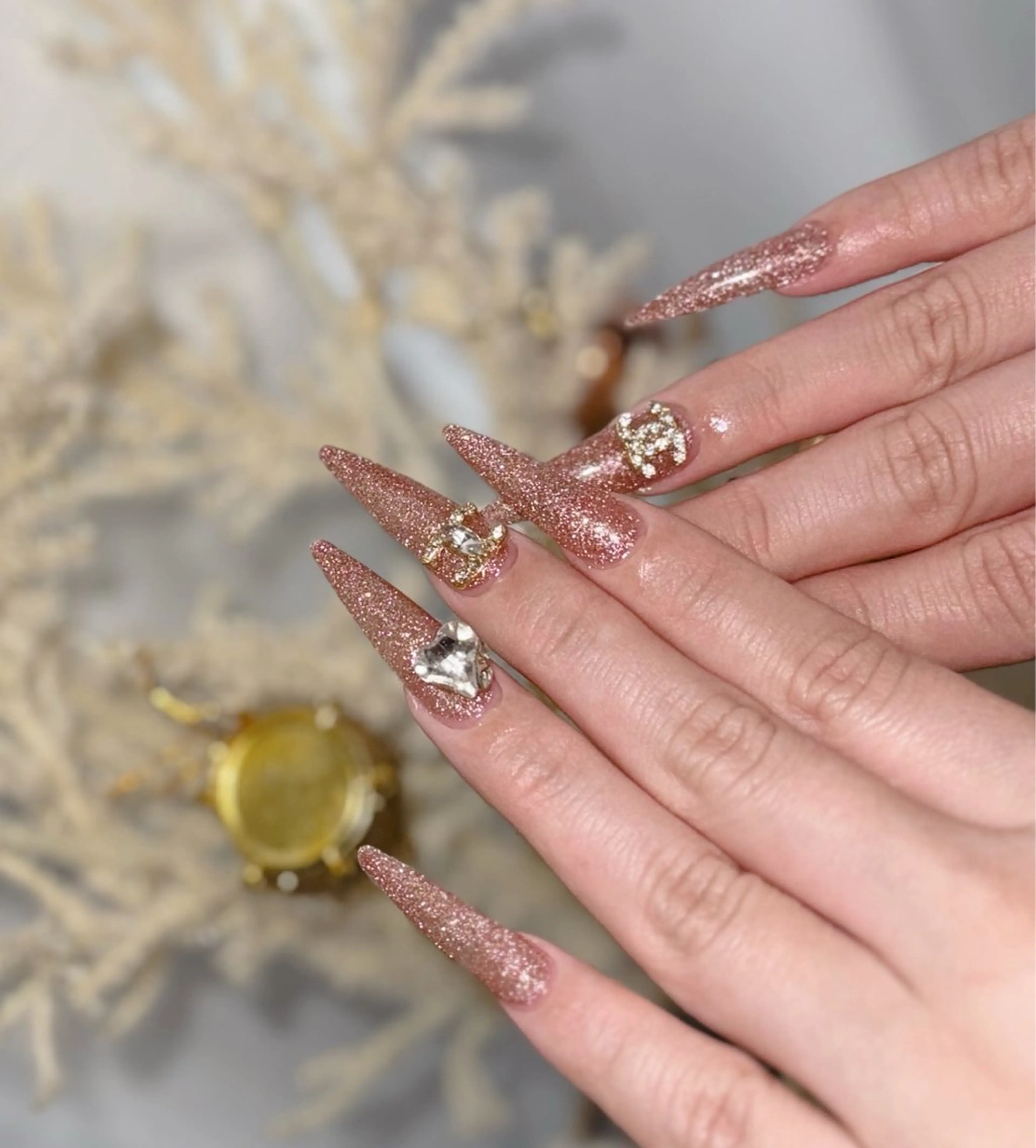 ネイル 長さ出し フラッシュネイル ジェルネイル メンズネイル オレンジ ハンドネイル マイムネイル所属・MIMnail メンズネイリストのネイルデザイン