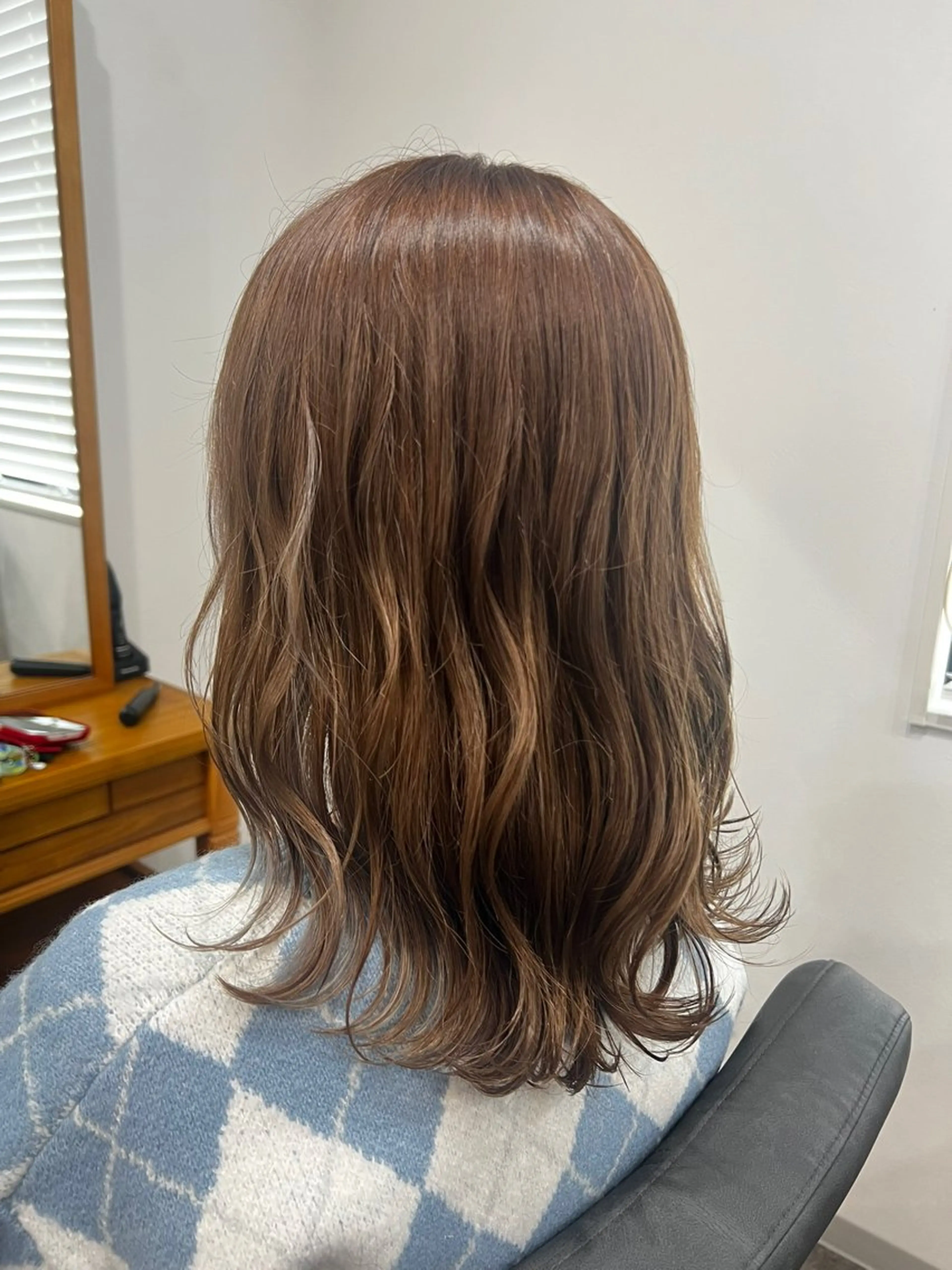 セミロング しんた ようのヘアスタイル