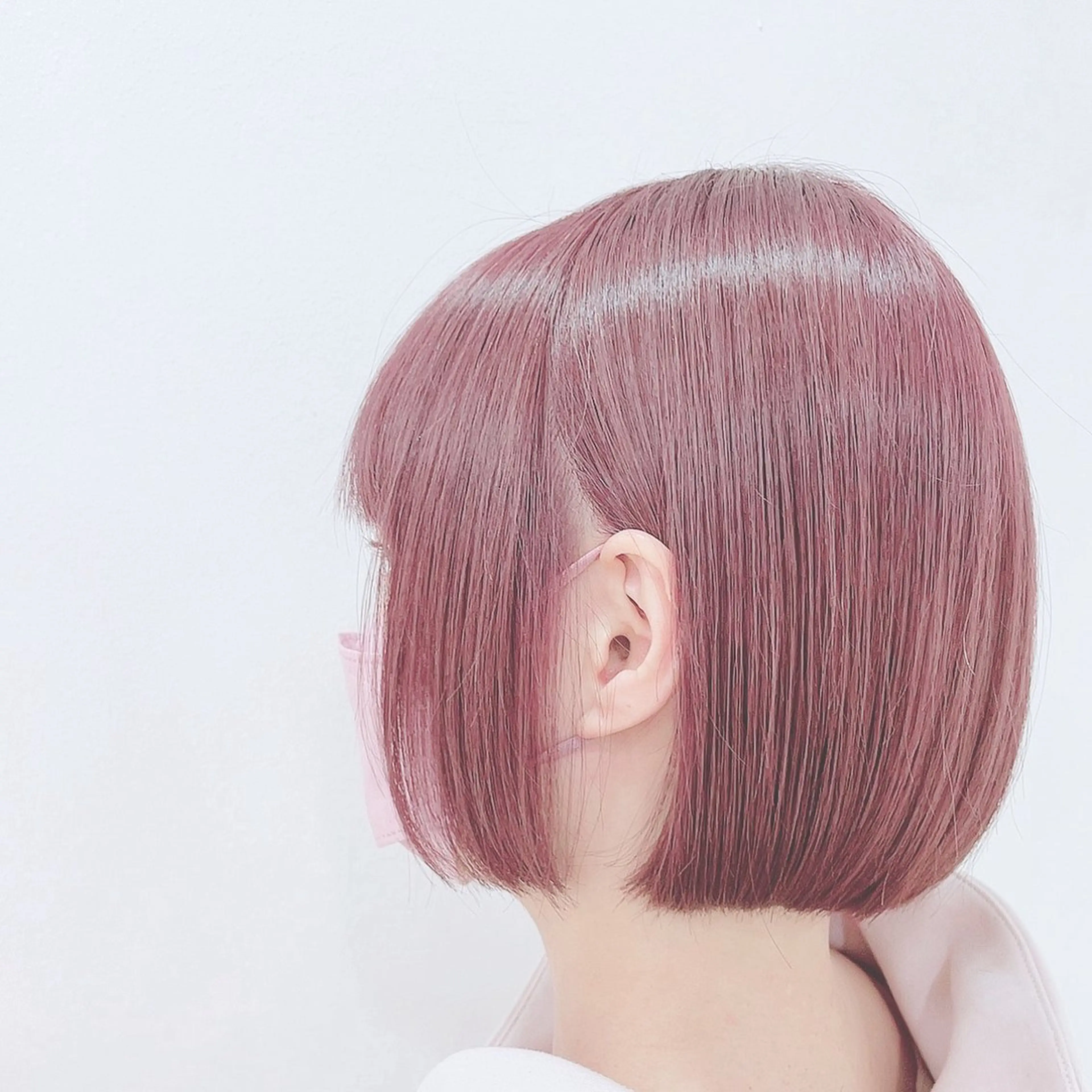 カラー 長尾菜々美🐰 ／ハイトーンカラーのヘアスタイル