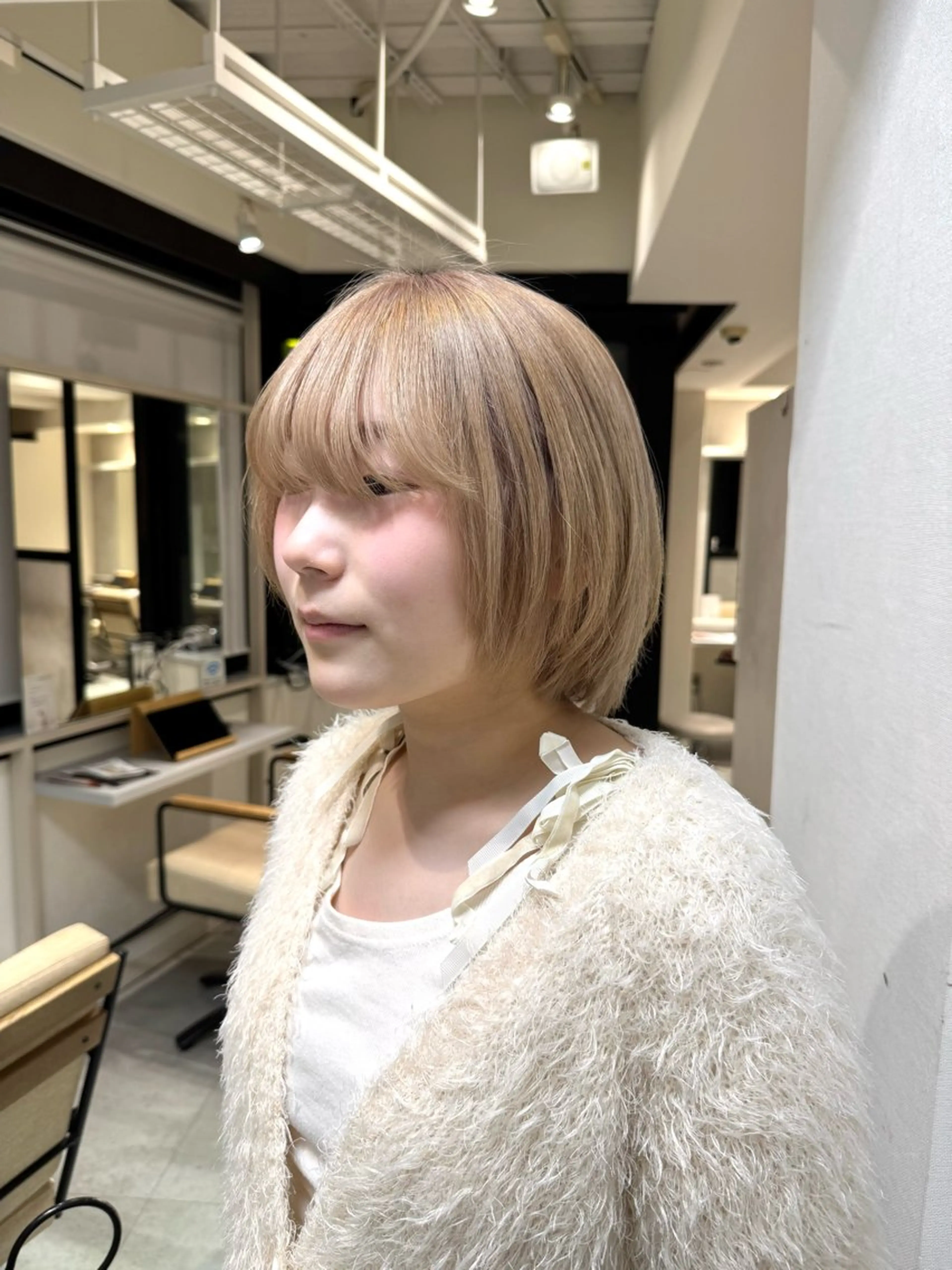 ショート ヘアカラー ai 梅田/暖色カラーのヘアスタイル