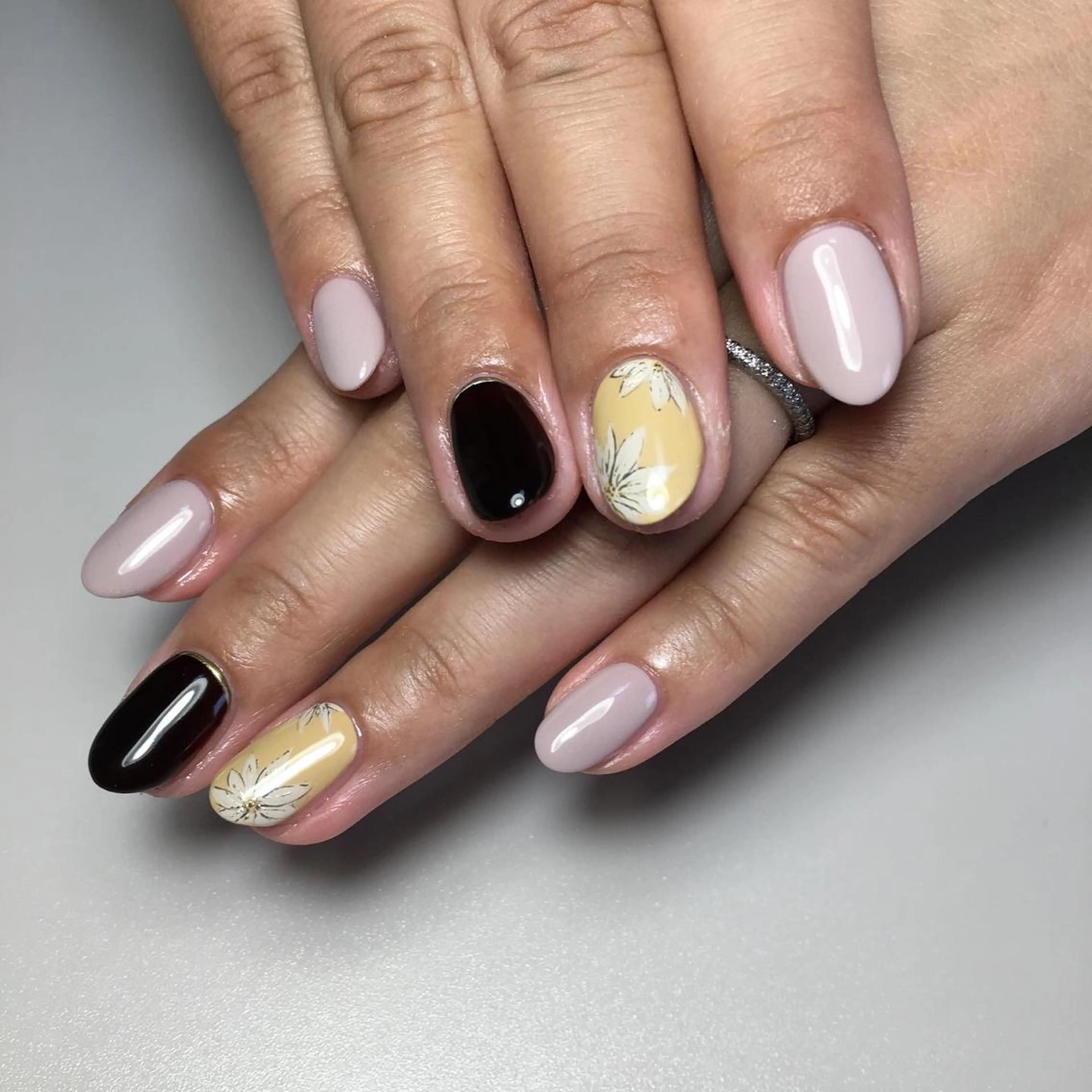 ネイル ハンドネイル kipinail 川﨑えりかのネイルデザイン