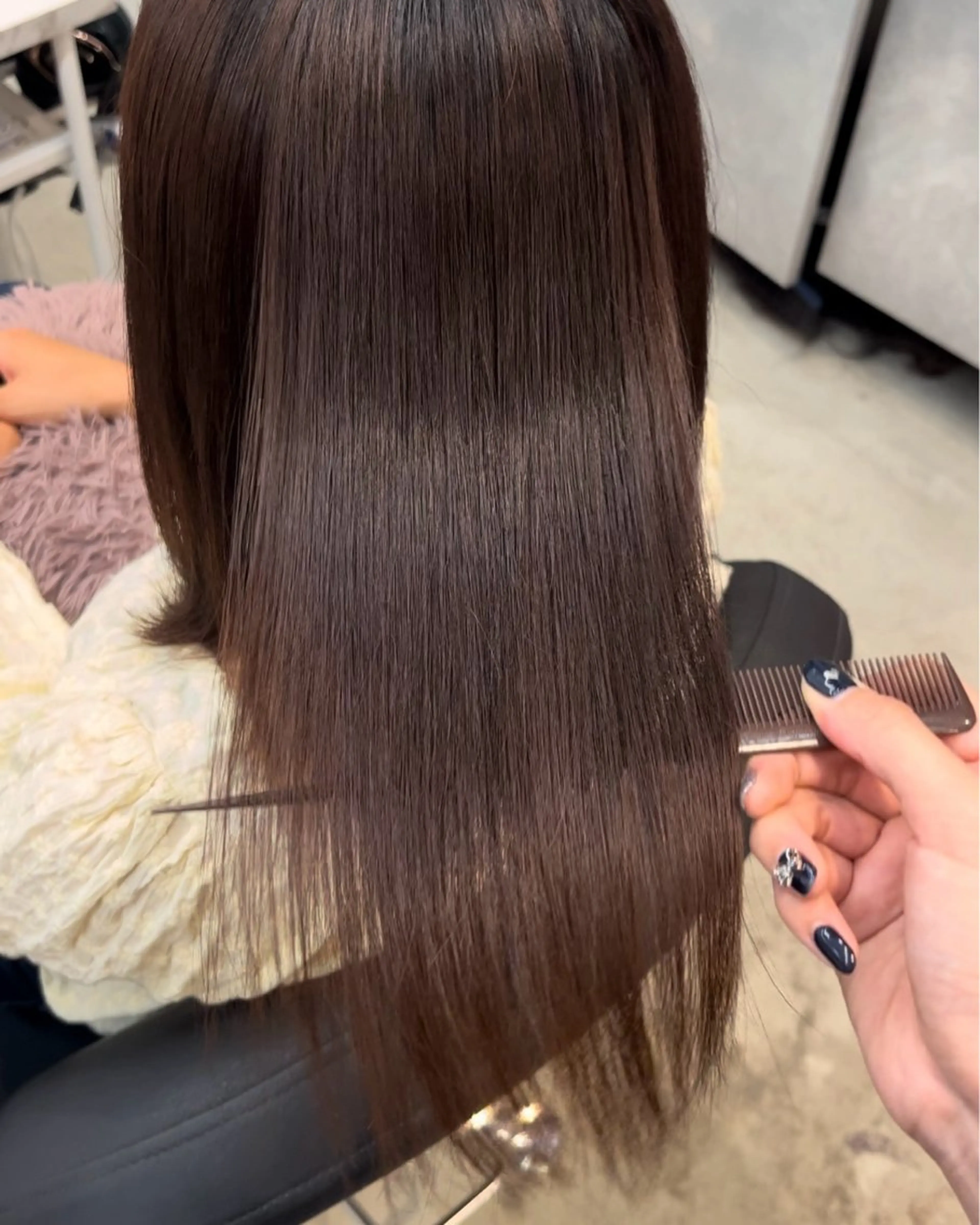 🩵縮毛矯正モデル🩵すぐ予約不可❌ 補足説明欄を必ずご確認ください🙇🏻‍♂️の写真