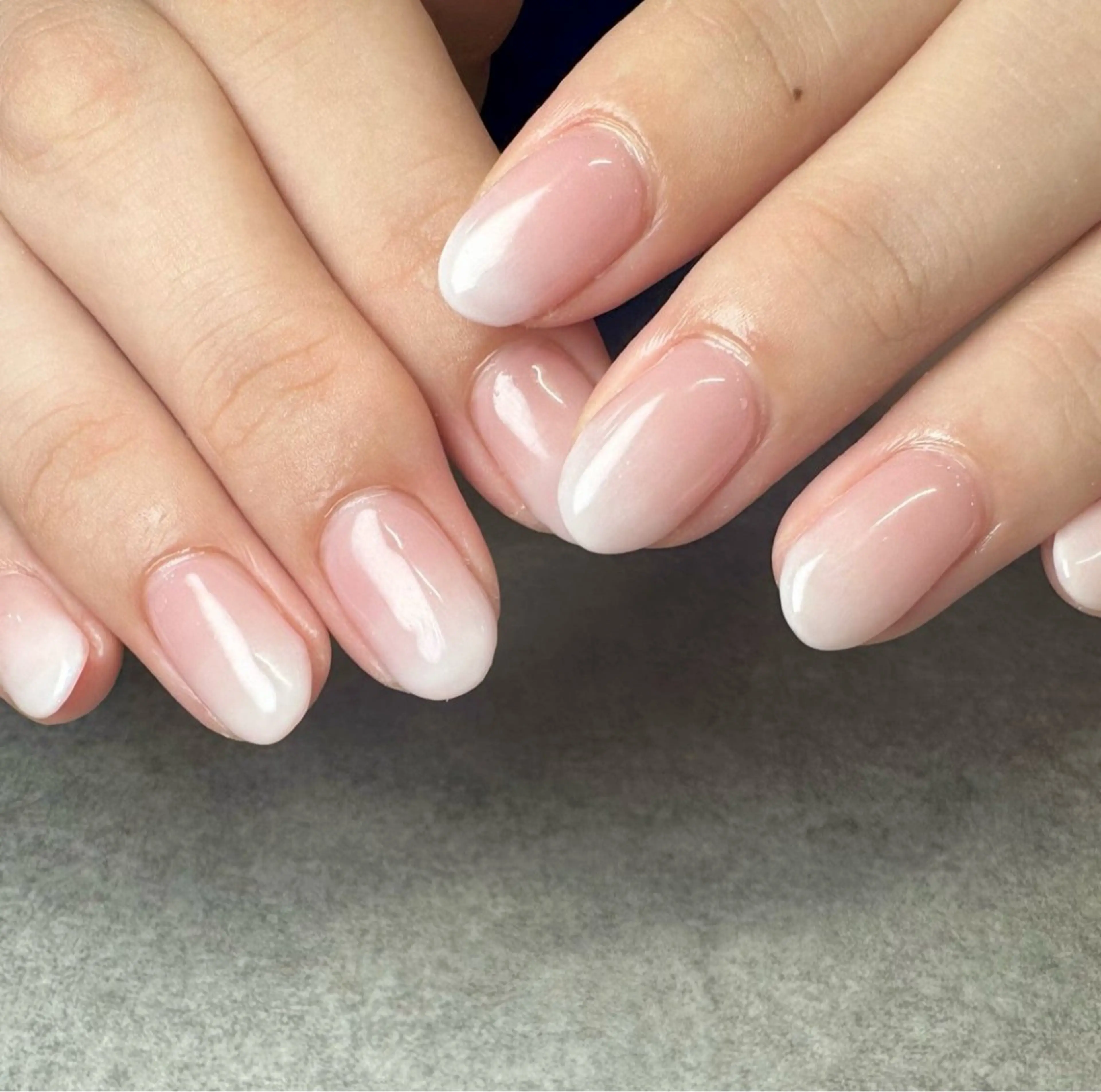 ネイル 三輪 彩美春のネイルデザイン