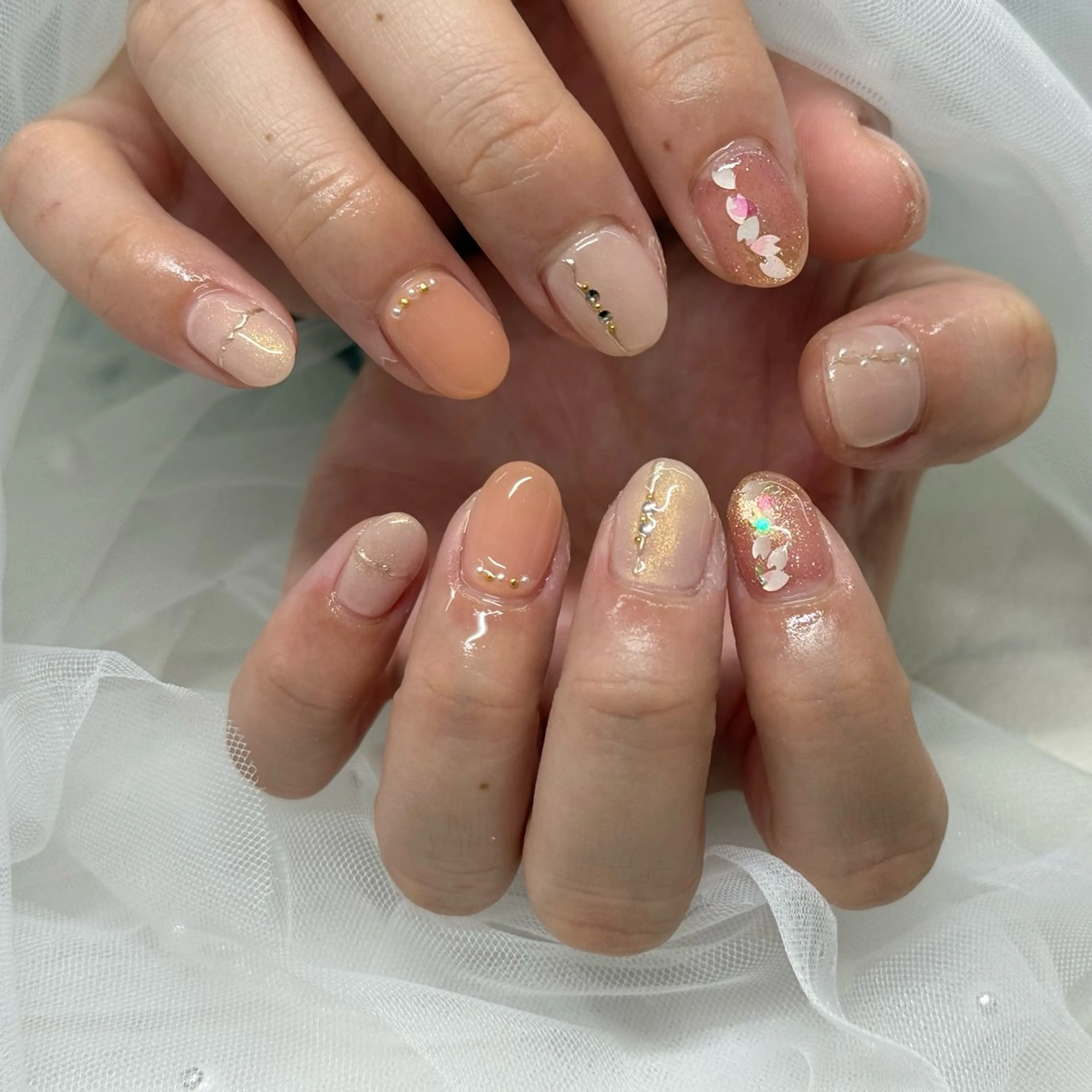 ネイル ハンドネイル salone Regina 【サローネ　レジーナ】所属・Regina Marinaのネイルデザイン