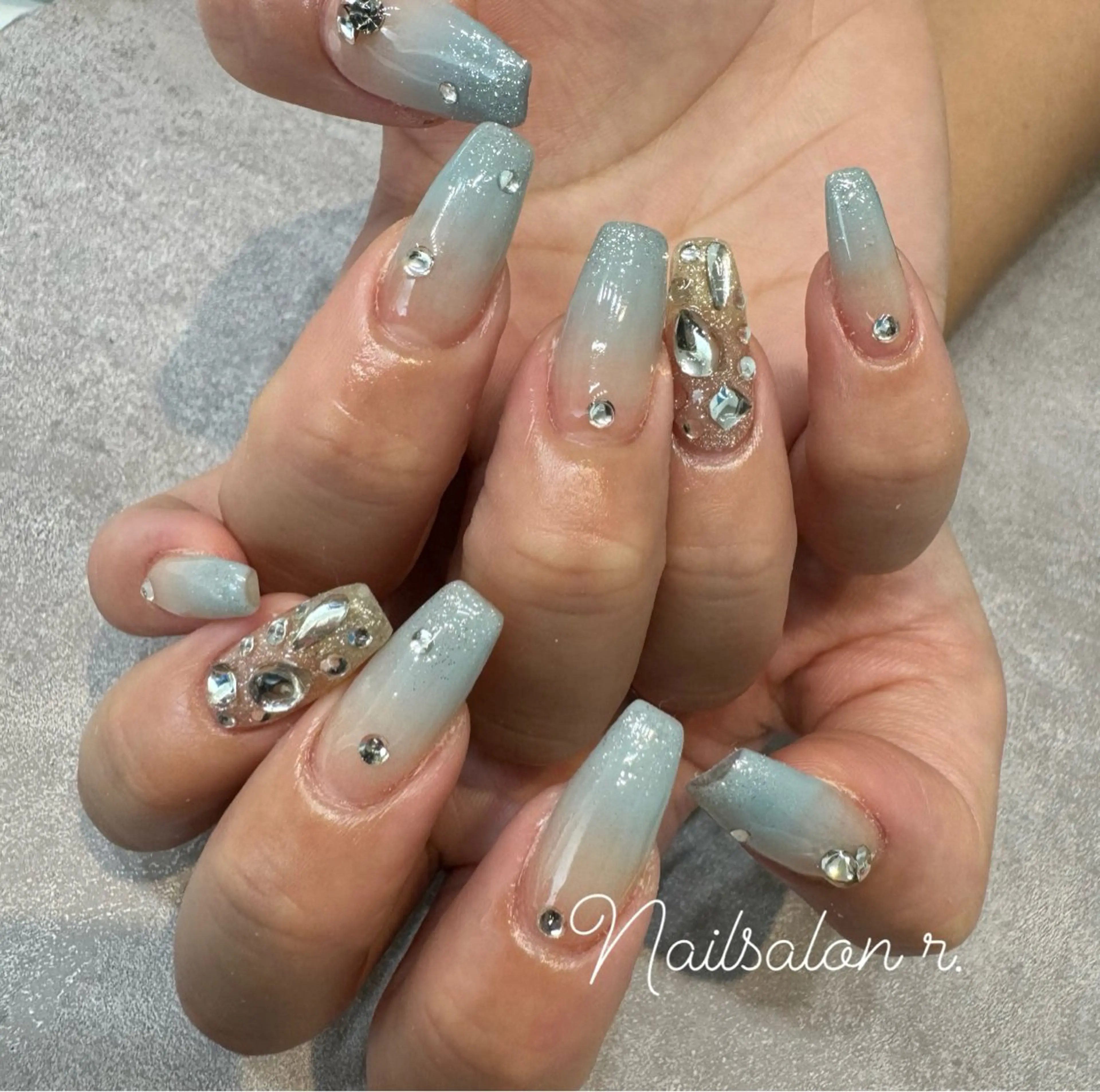 ネイル ハンドネイル Nailsalon r.のネイルデザイン