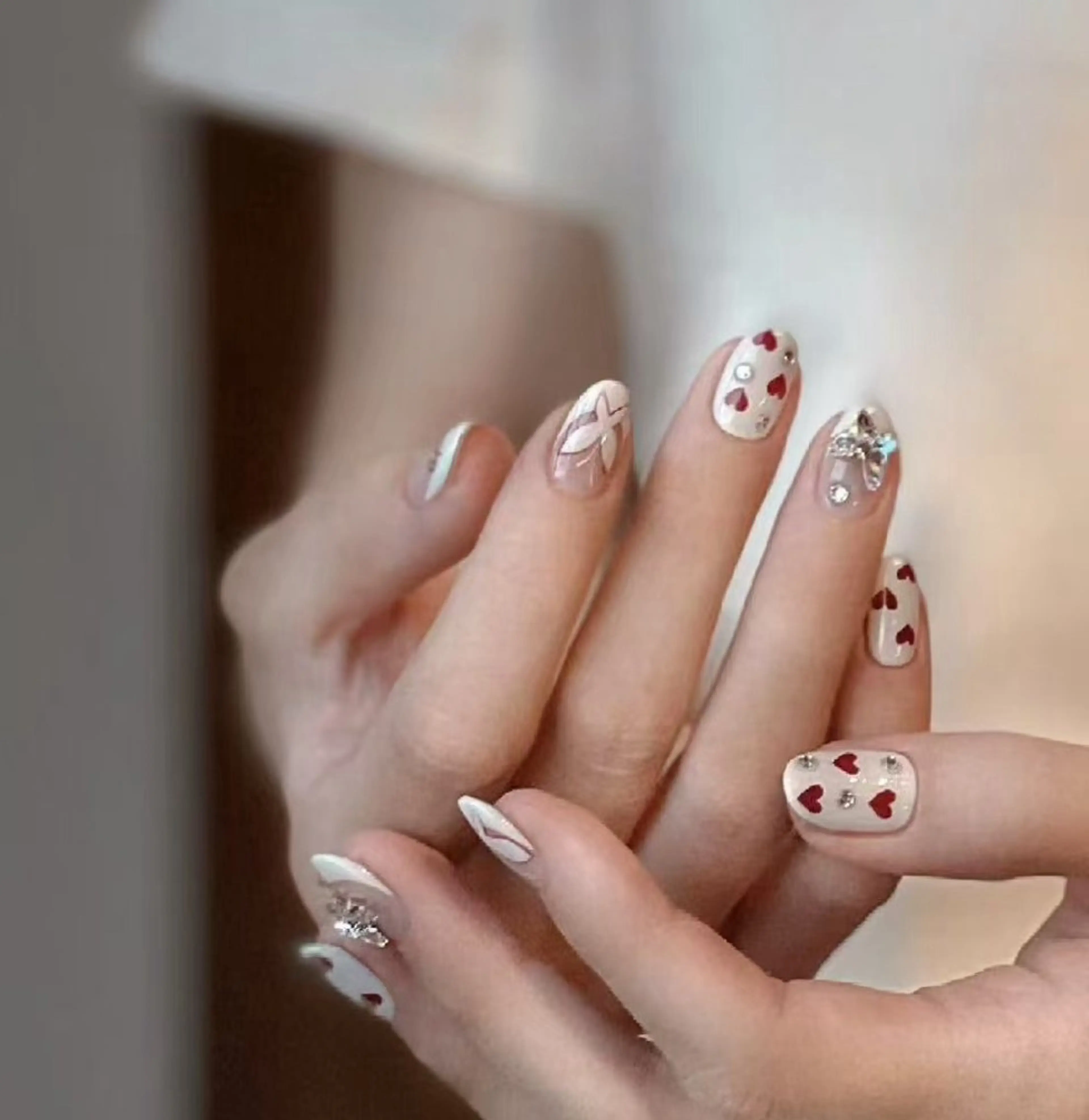 ネイル フラワーネイル フレンチネイル ジェルネイル ガラスフレンチ ハート ハンドネイル BabyYouMi nailのネイルデザイン