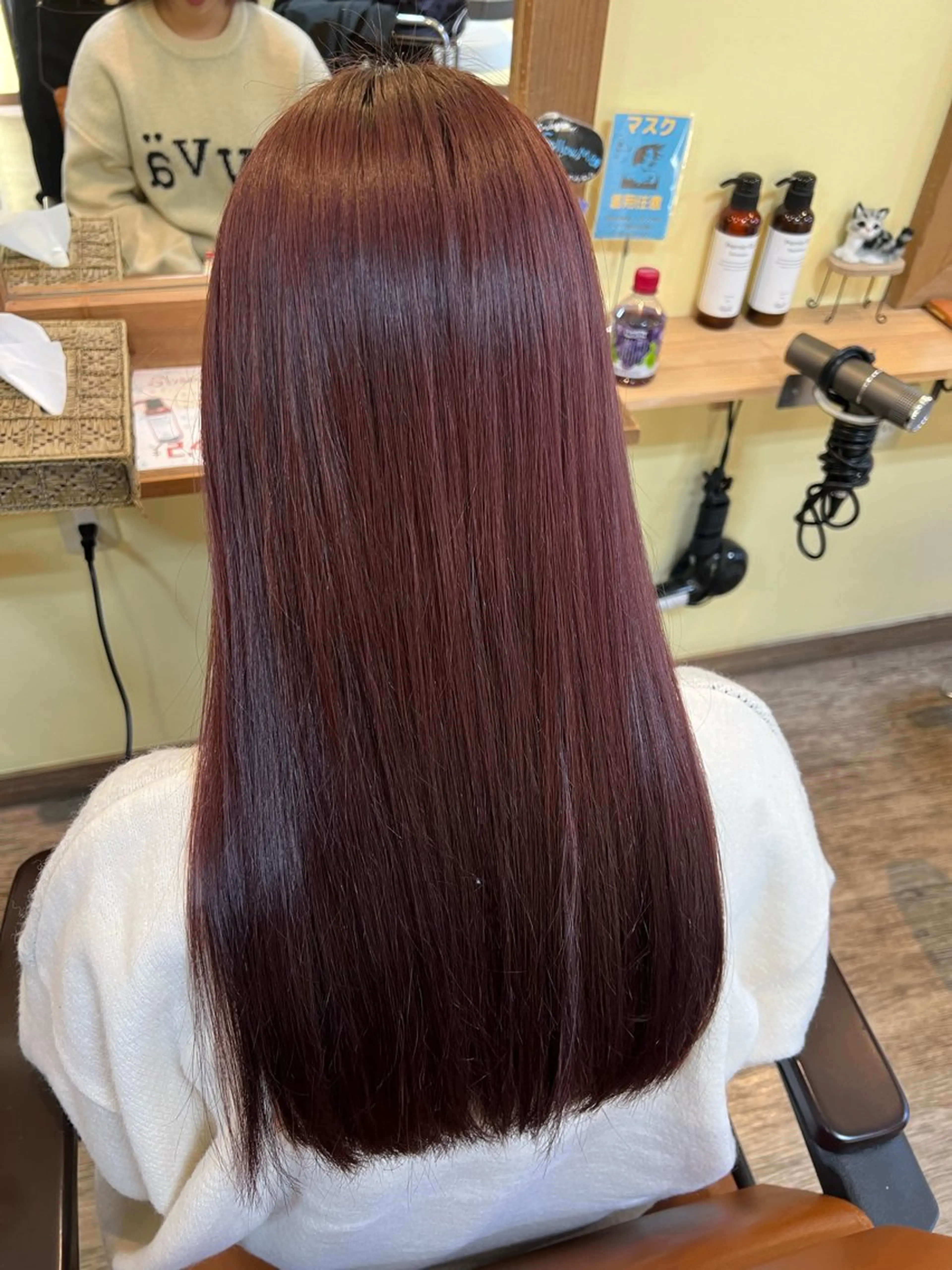 カラー 鶴島 凜のヘアスタイル