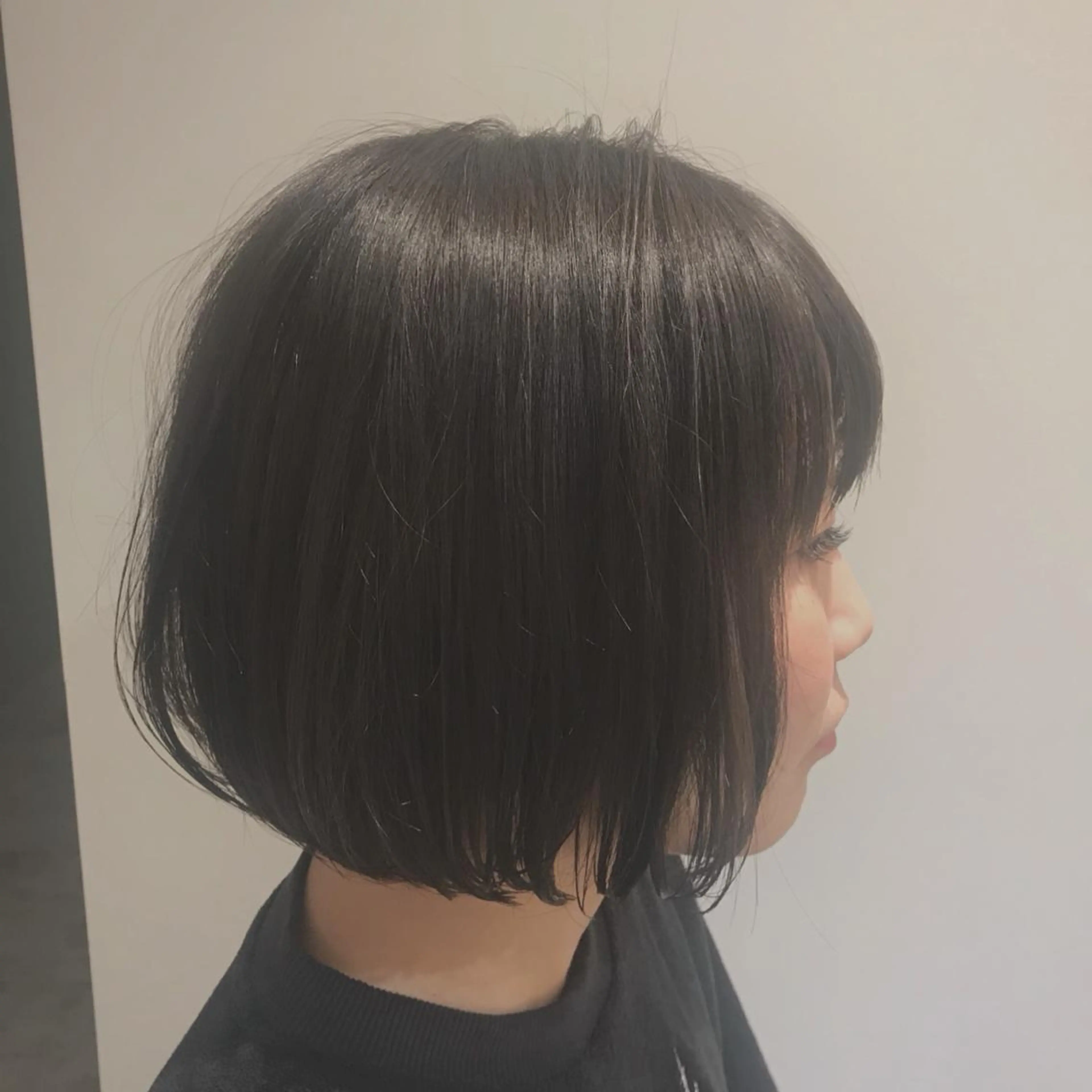 ミディアム ボブ カット SALOWIN所属・MA Iのヘアスタイル