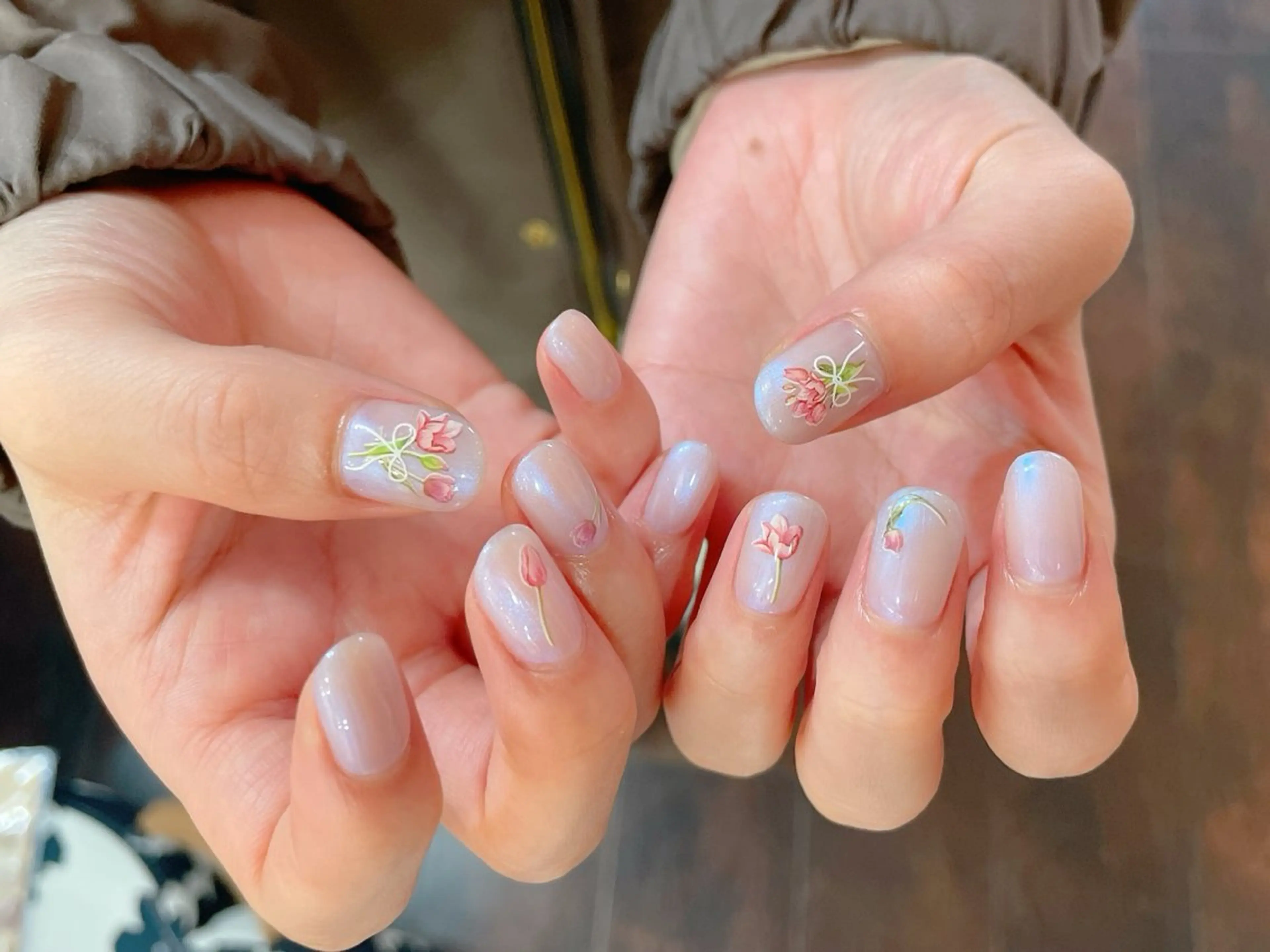 ネイル フラワーネイル ジェルネイル ニュアンスネイル パラジェル 春ネイル nailroom  OHANA所属・nailroom OHANA🌴のネイルデザイン