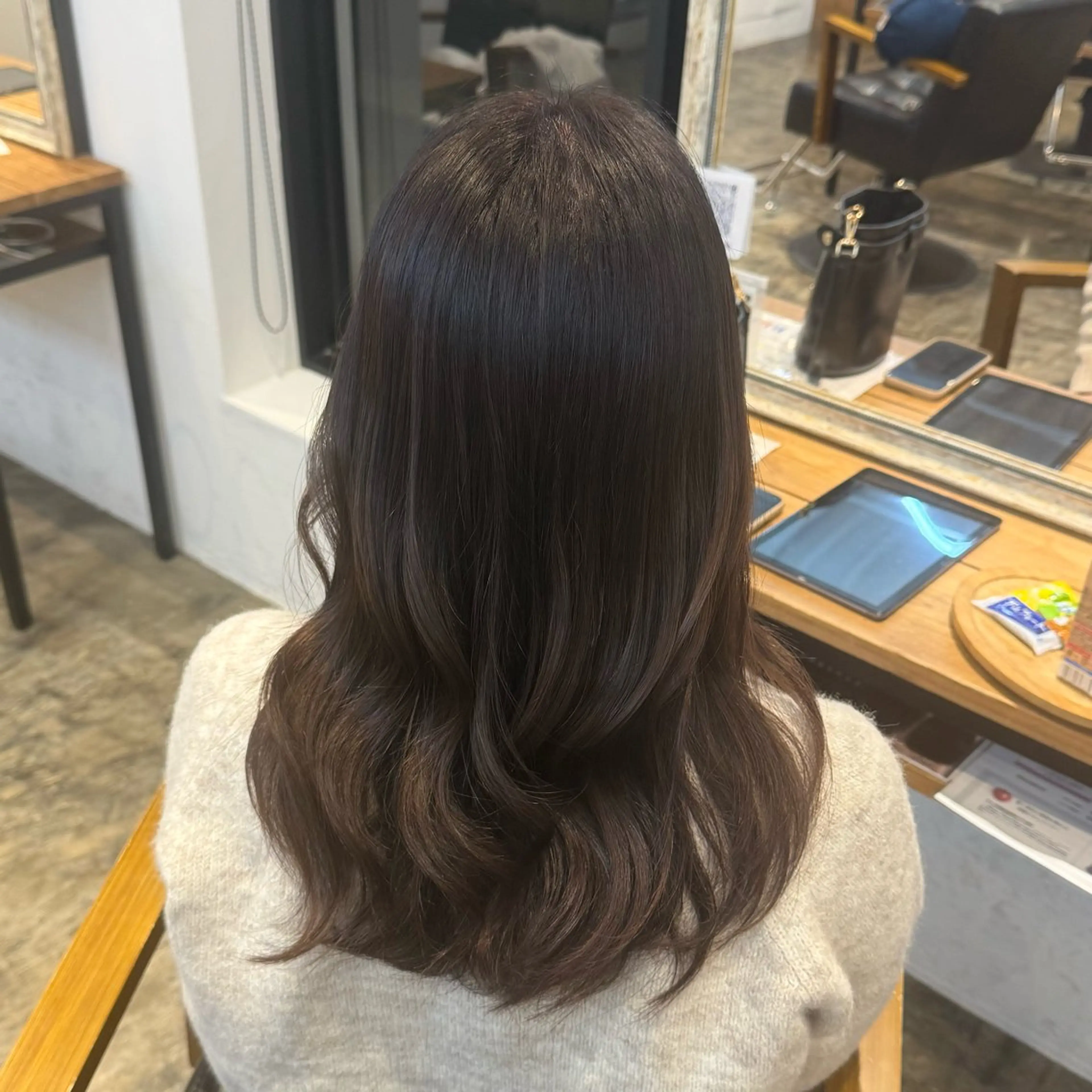 ミディアム ヘアカラー 🍒‎🤍暖色カラー 今塚裕夏✧*｡のヘアスタイル