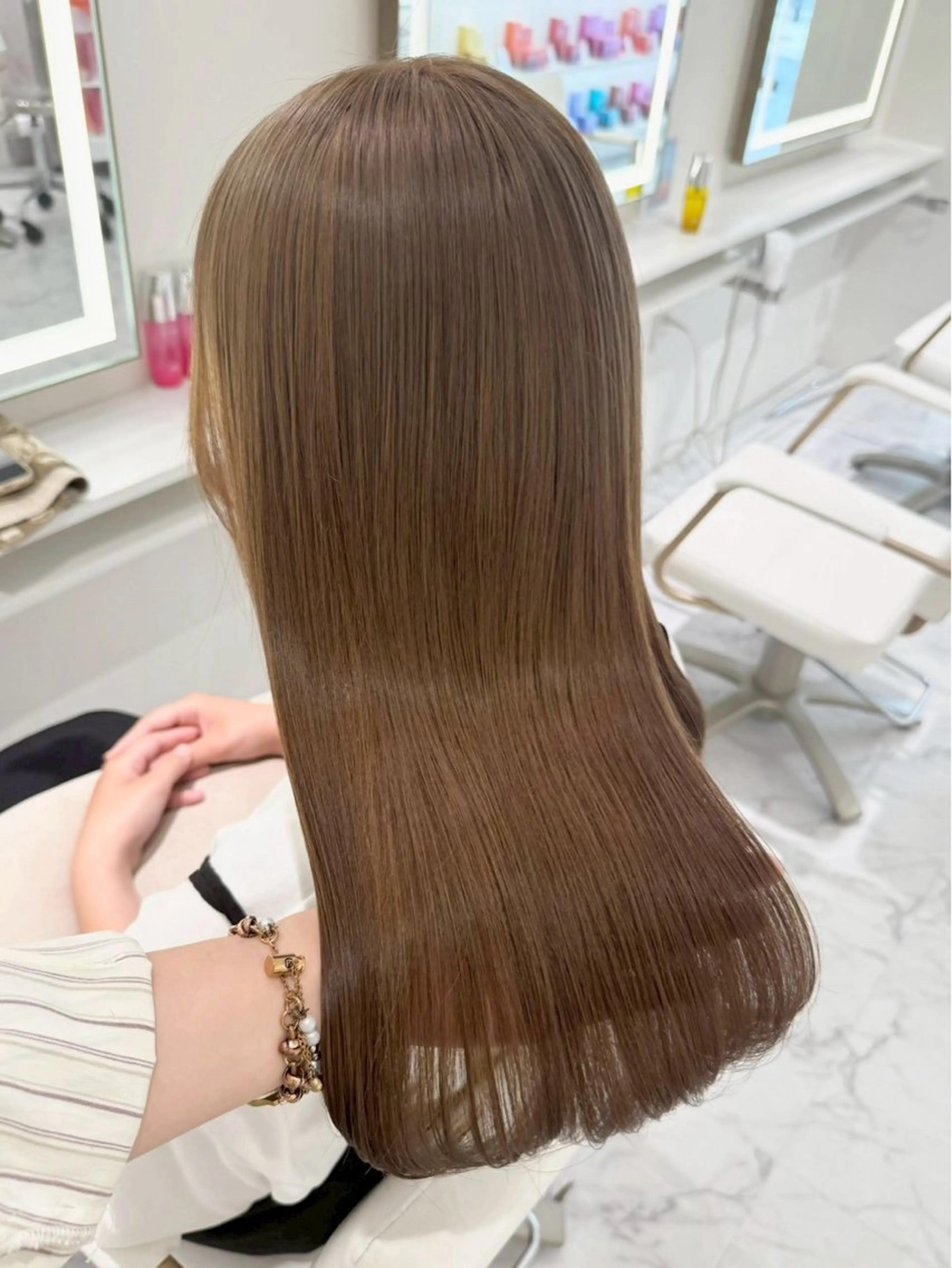 ロング カラー ParveMix 岡本えりかのヘアスタイル