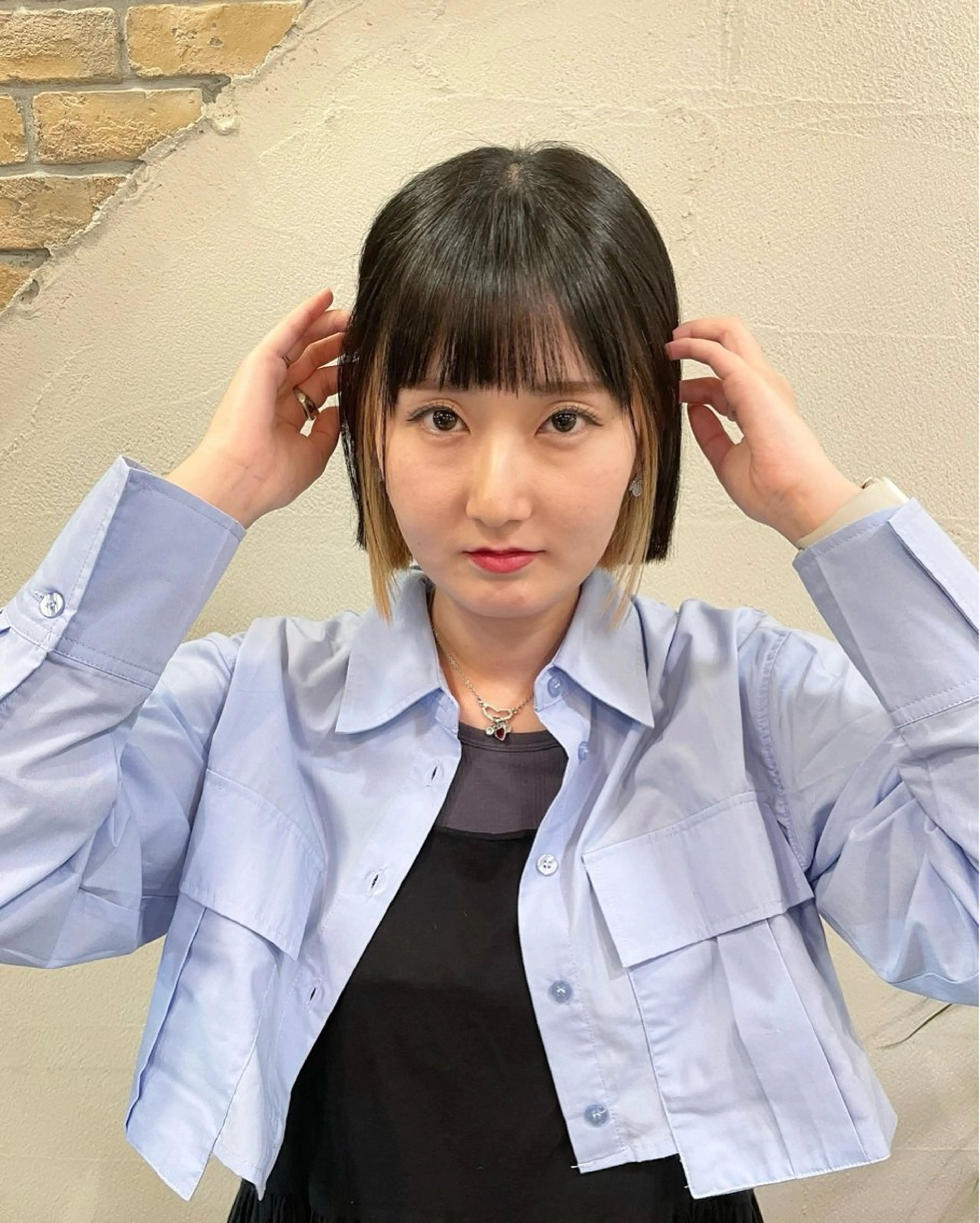 ショート カラー ベージュカラー ブリーチ 韓国風🇰🇷レイヤ ーKEI🇰🇷のヘアスタイル