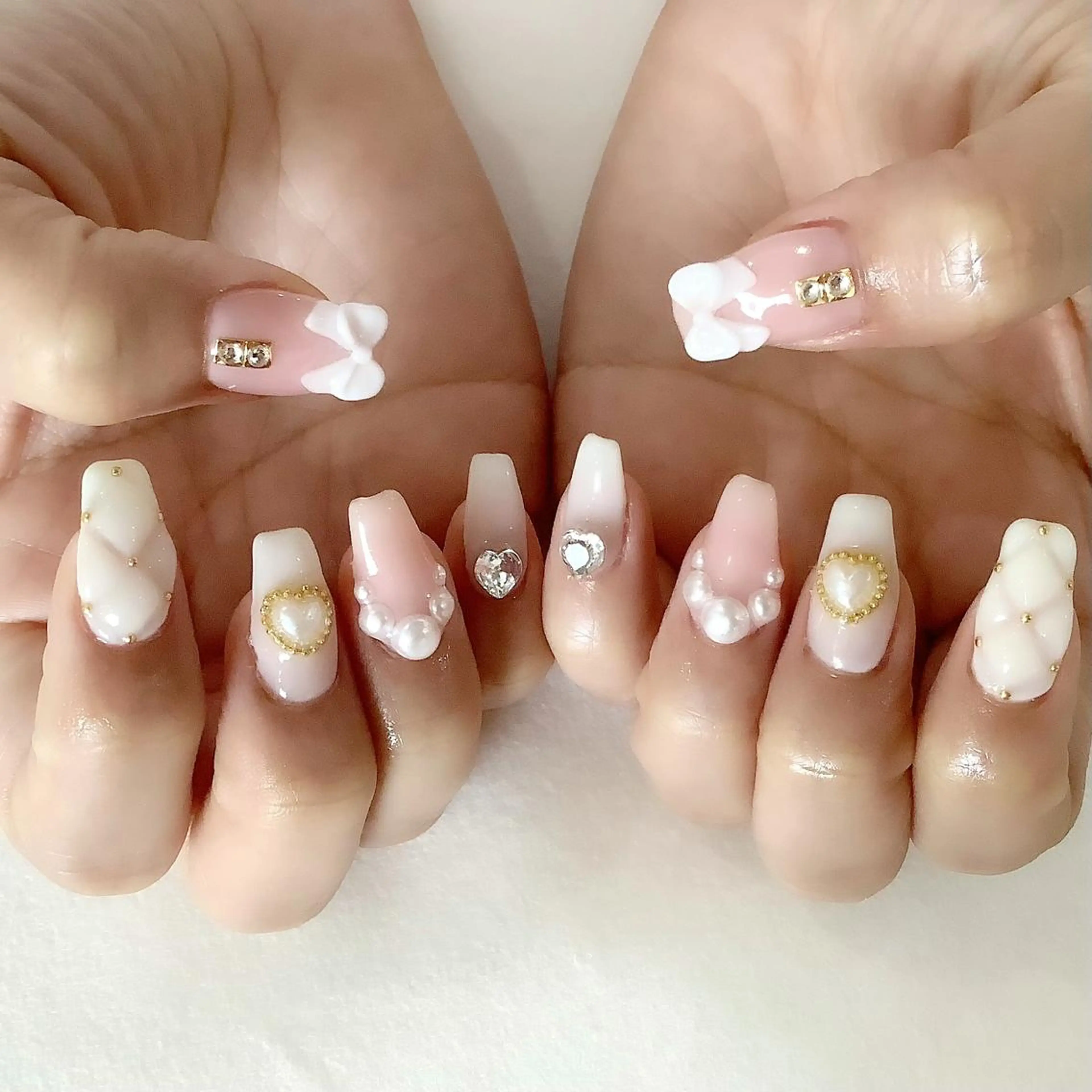 ネイル ハンドネイル 💎🐰 saki. m 🐰💎のネイルデザイン