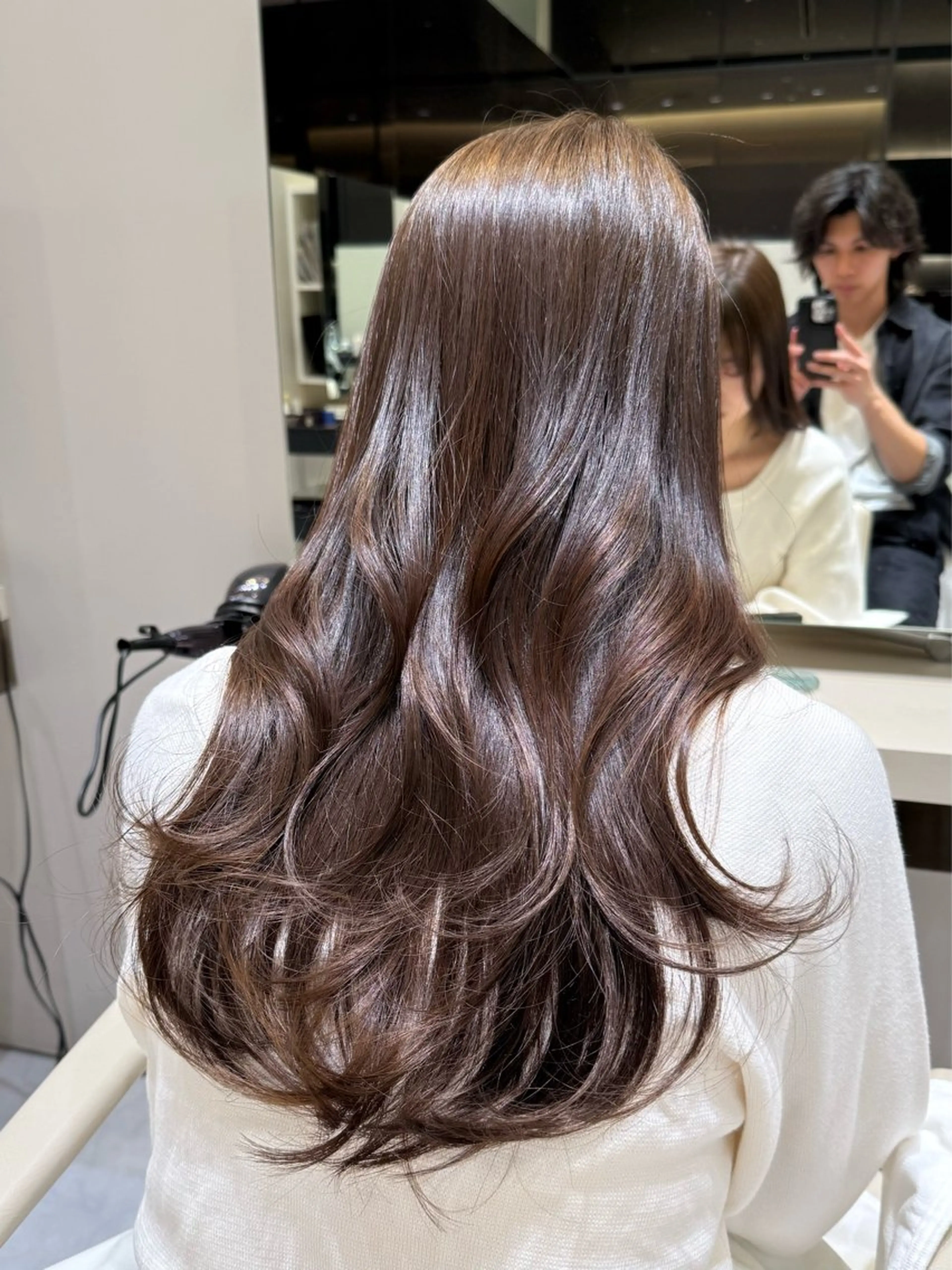 ロング レイヤーカット 西宮ガーデンズ k-two土田陸登のヘアスタイル