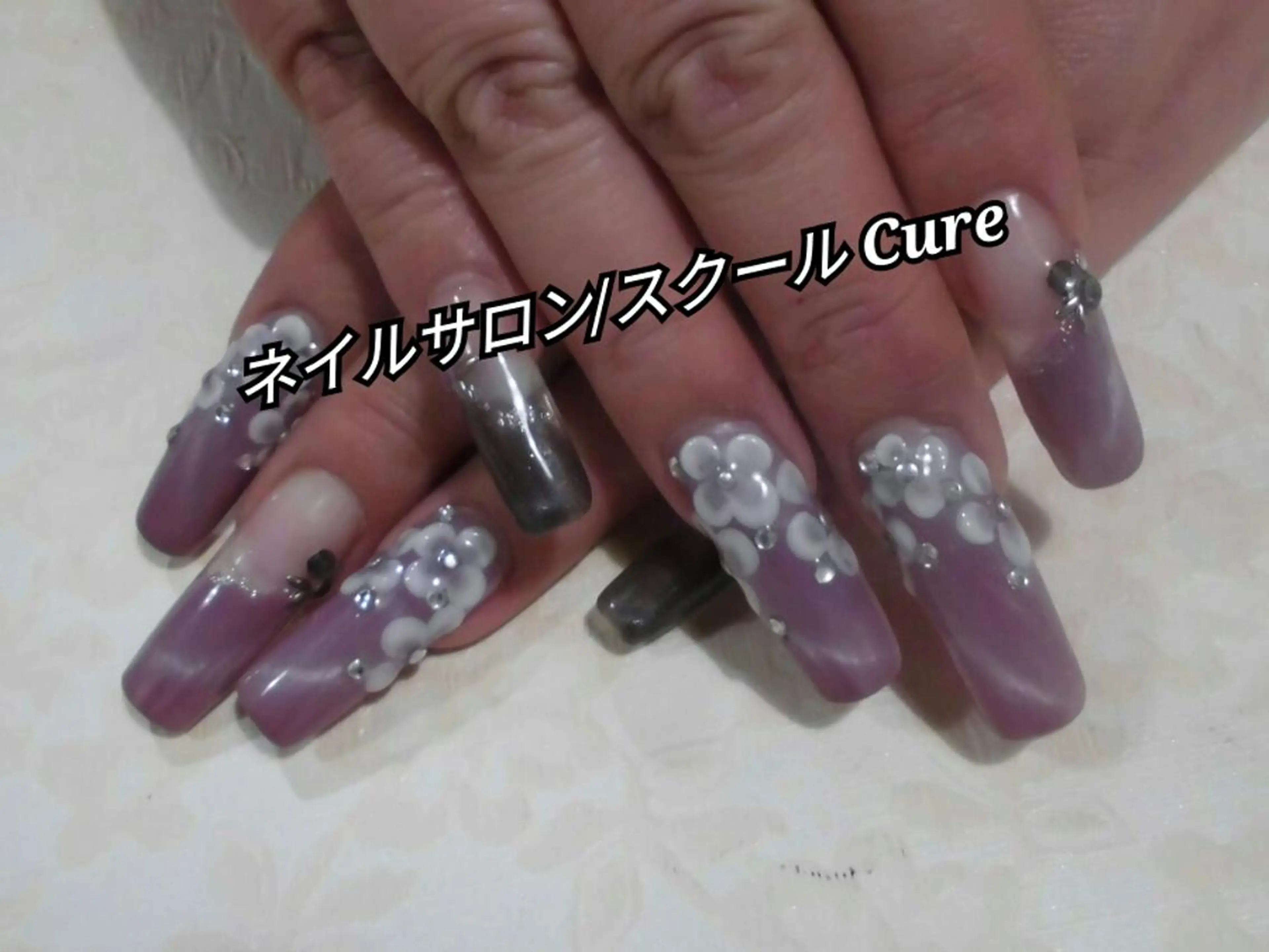 ロング ネイル ネイルサロン Cureのネイルデザイン
