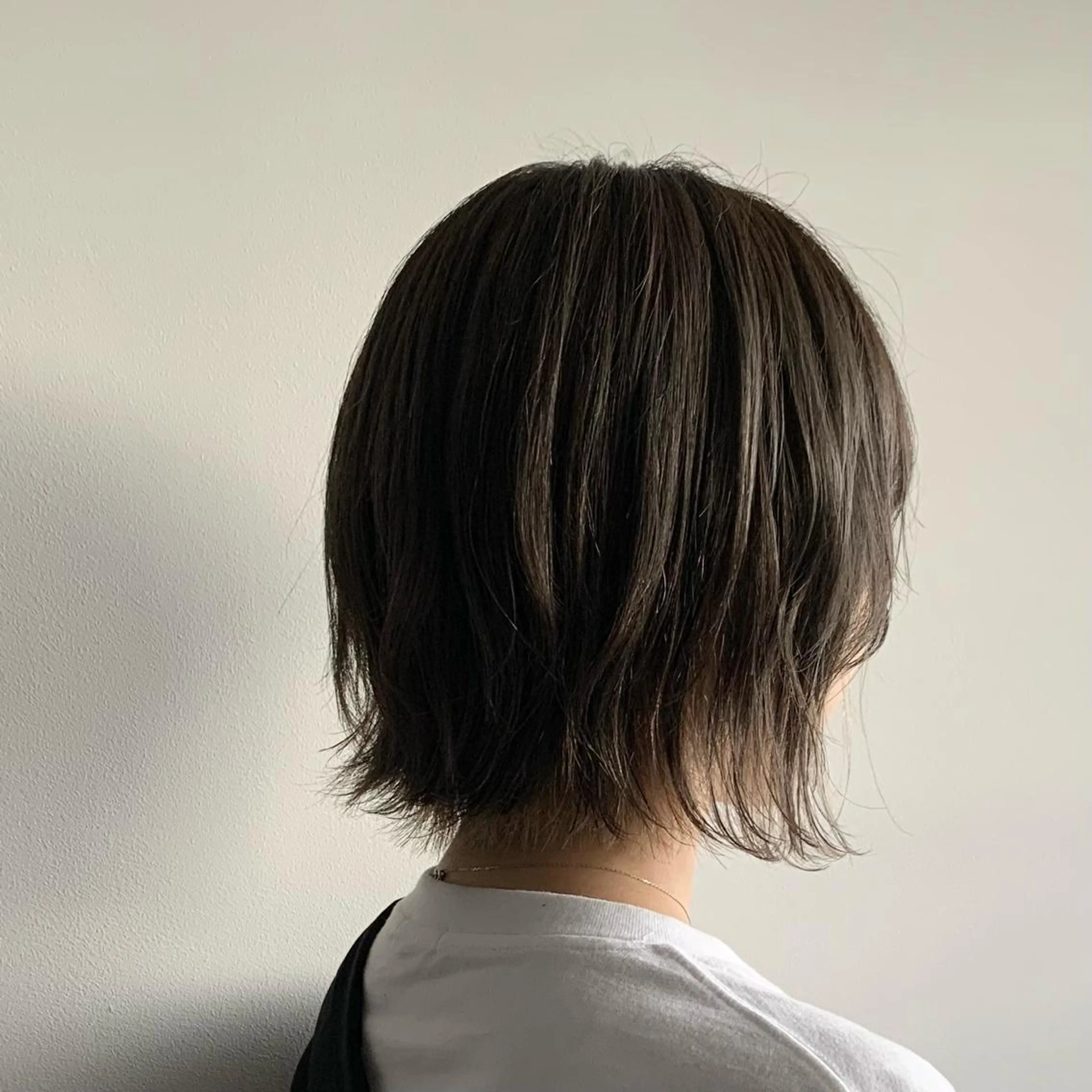 ショート カラー 大姶良 友輝の眉毛・アイブロウイメージ