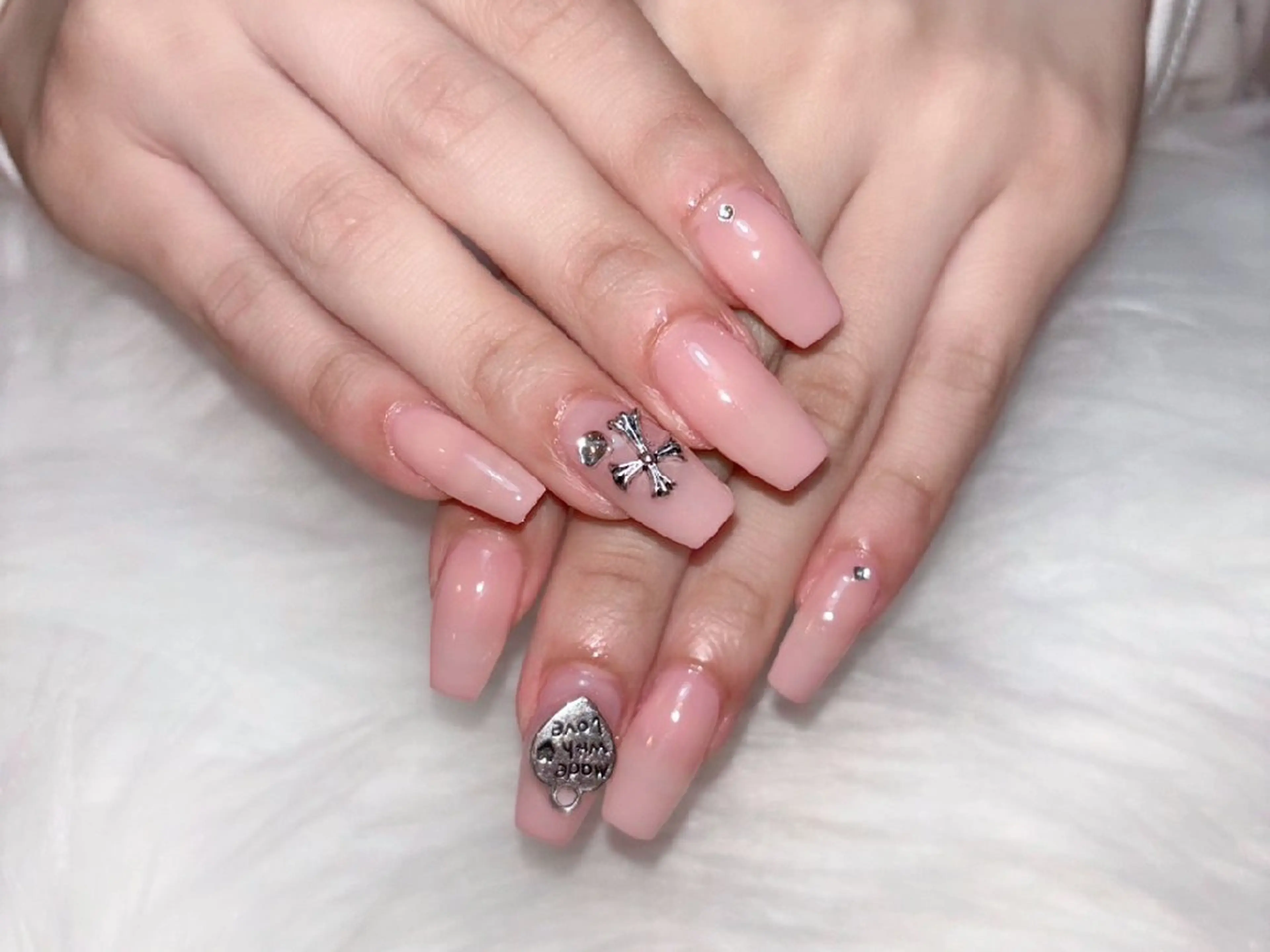 ネイル ネイルサロン Easenのネイルデザイン