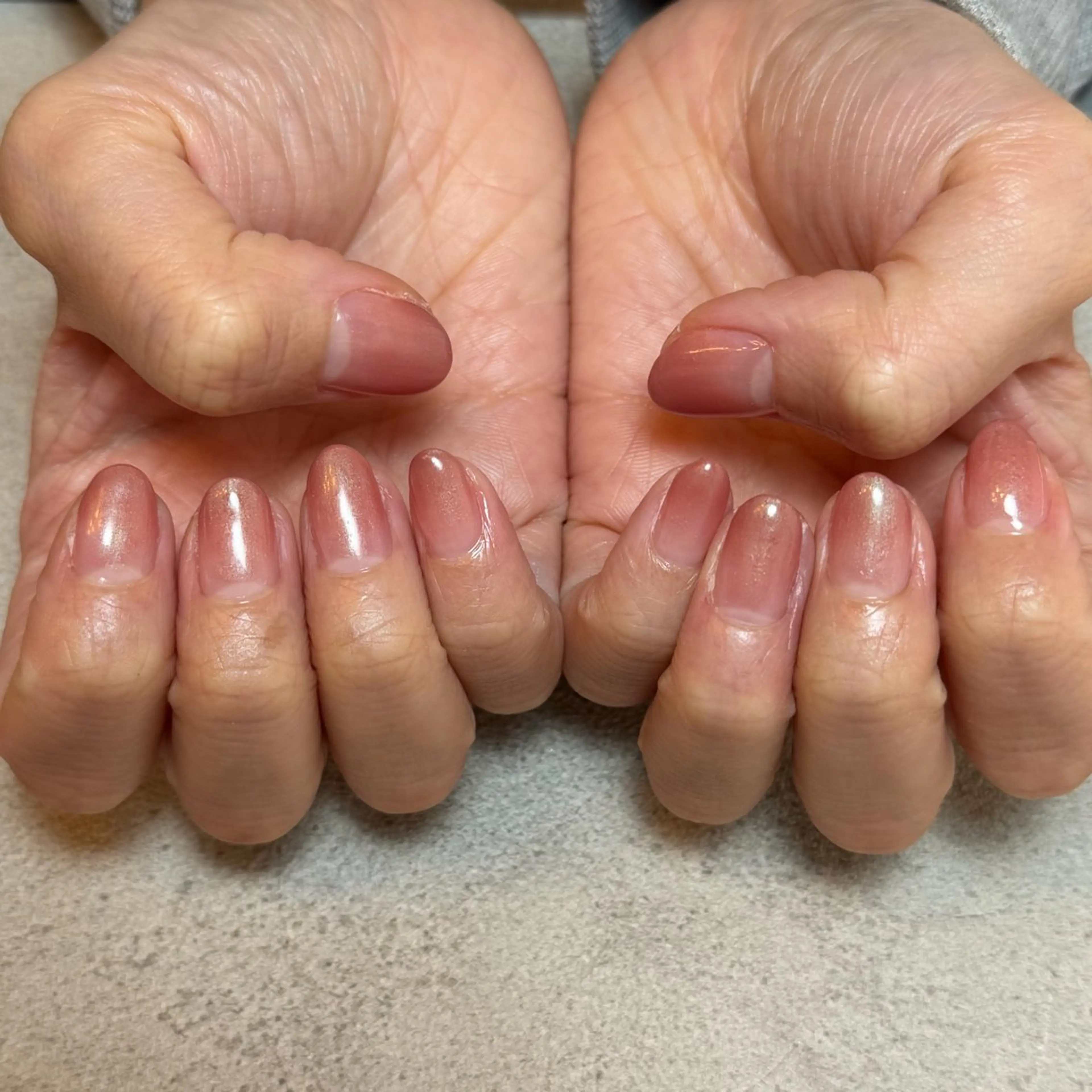 ネイル グラデーション 自由が丘サロン あやめ💅のネイルデザイン