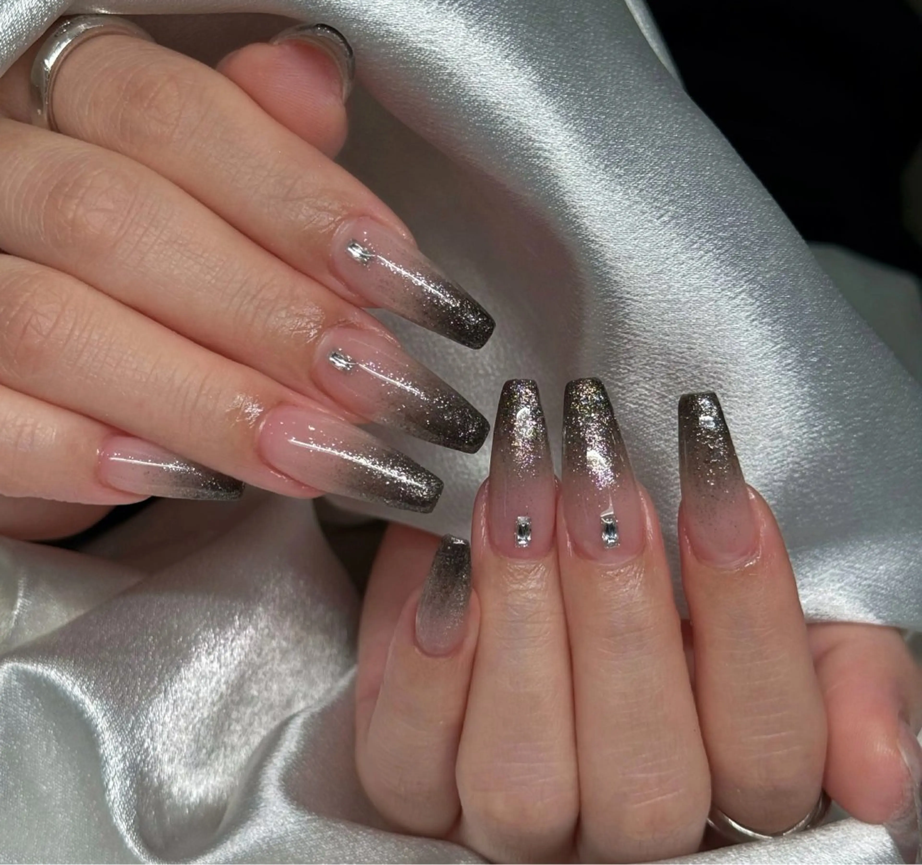 ネイル オーロラネイル ブルー チークネイル フットネイル フレンチネイル ハンドネイル HANA ハナのネイルデザイン