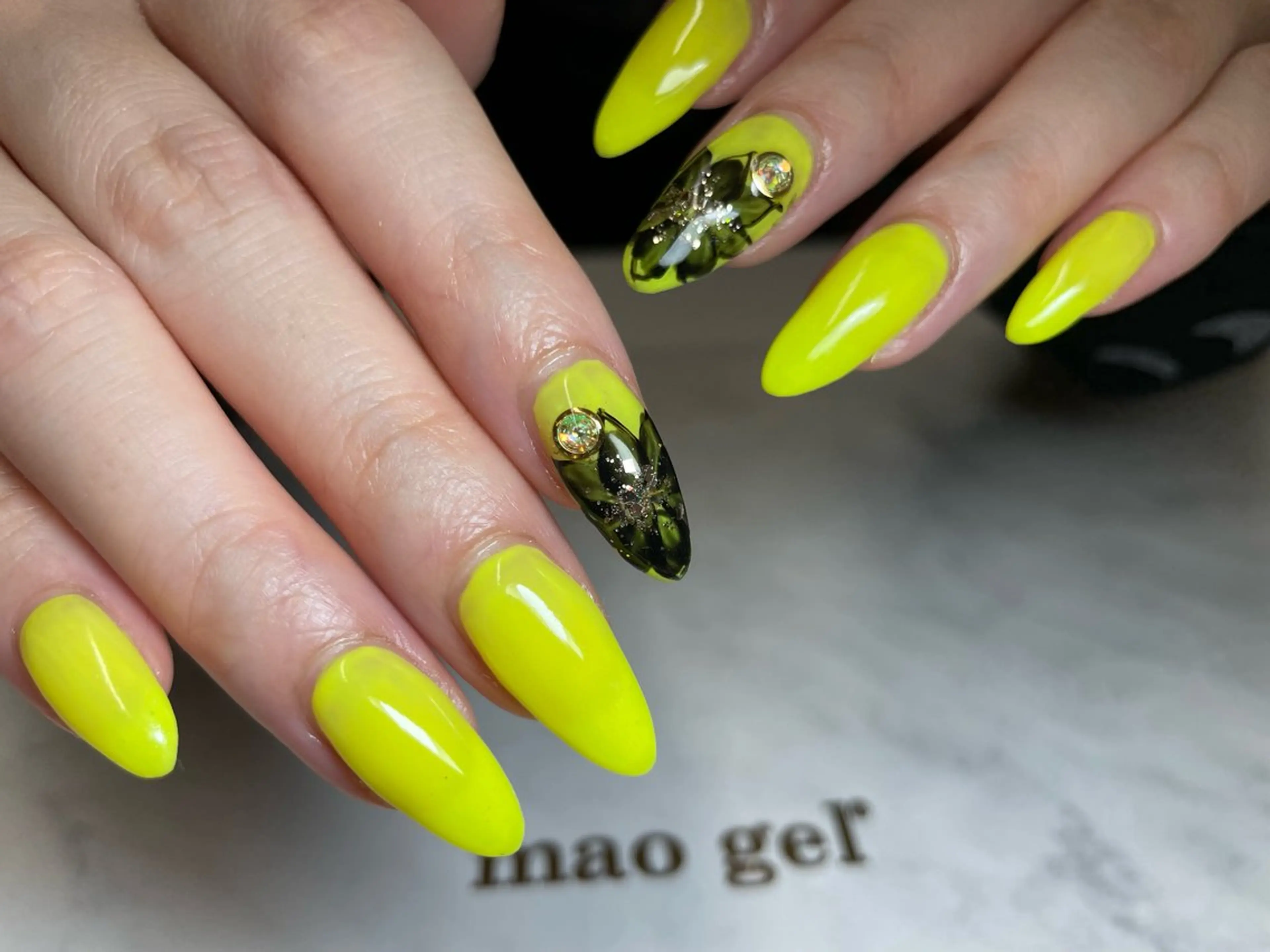 ネイル アートネイル フラワーネイル オフィスネイル ブライダルネイル ハンドネイル ネイルサロン Sweetのネイルデザイン