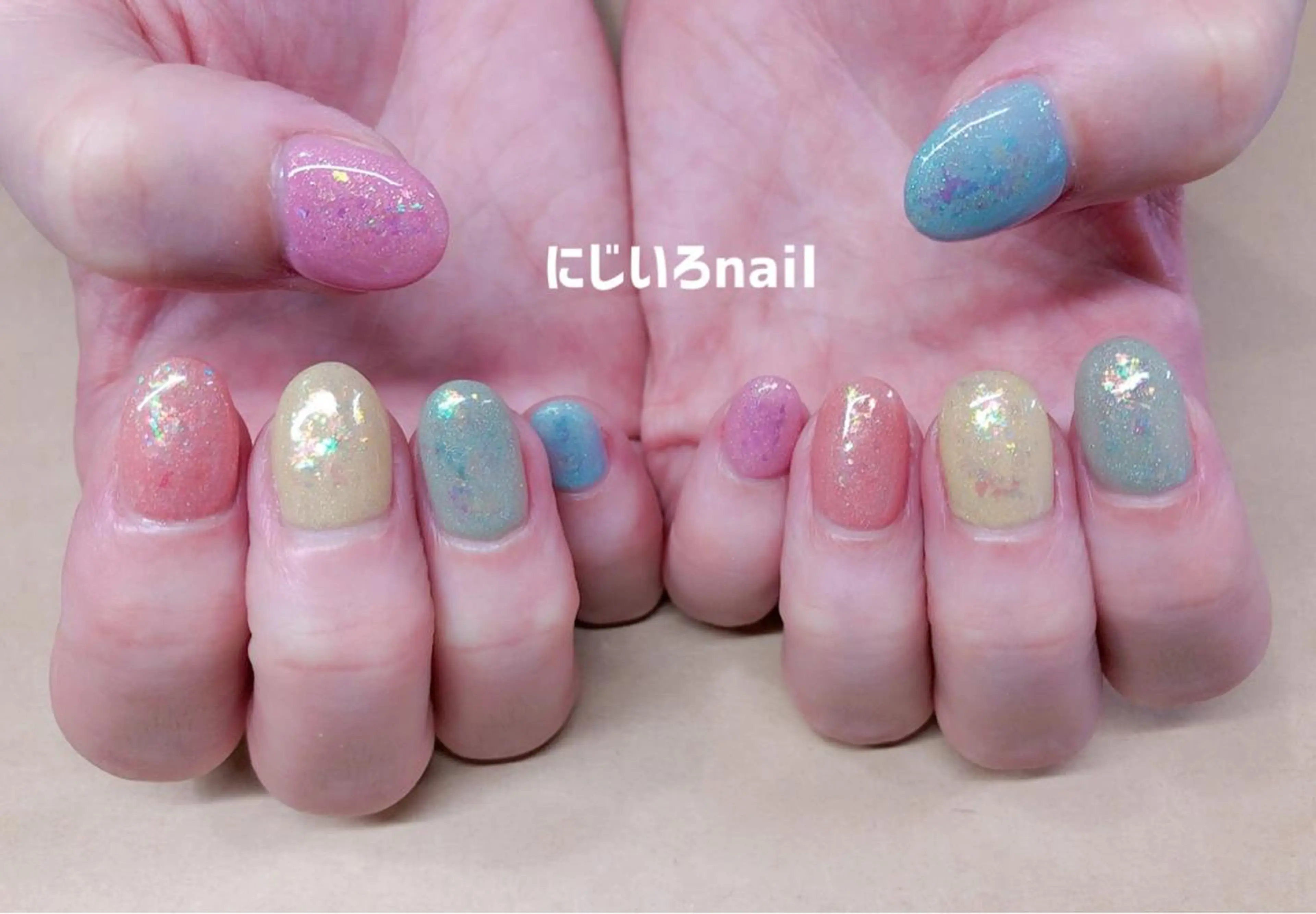 ネイル にじいろ nailのネイルデザイン