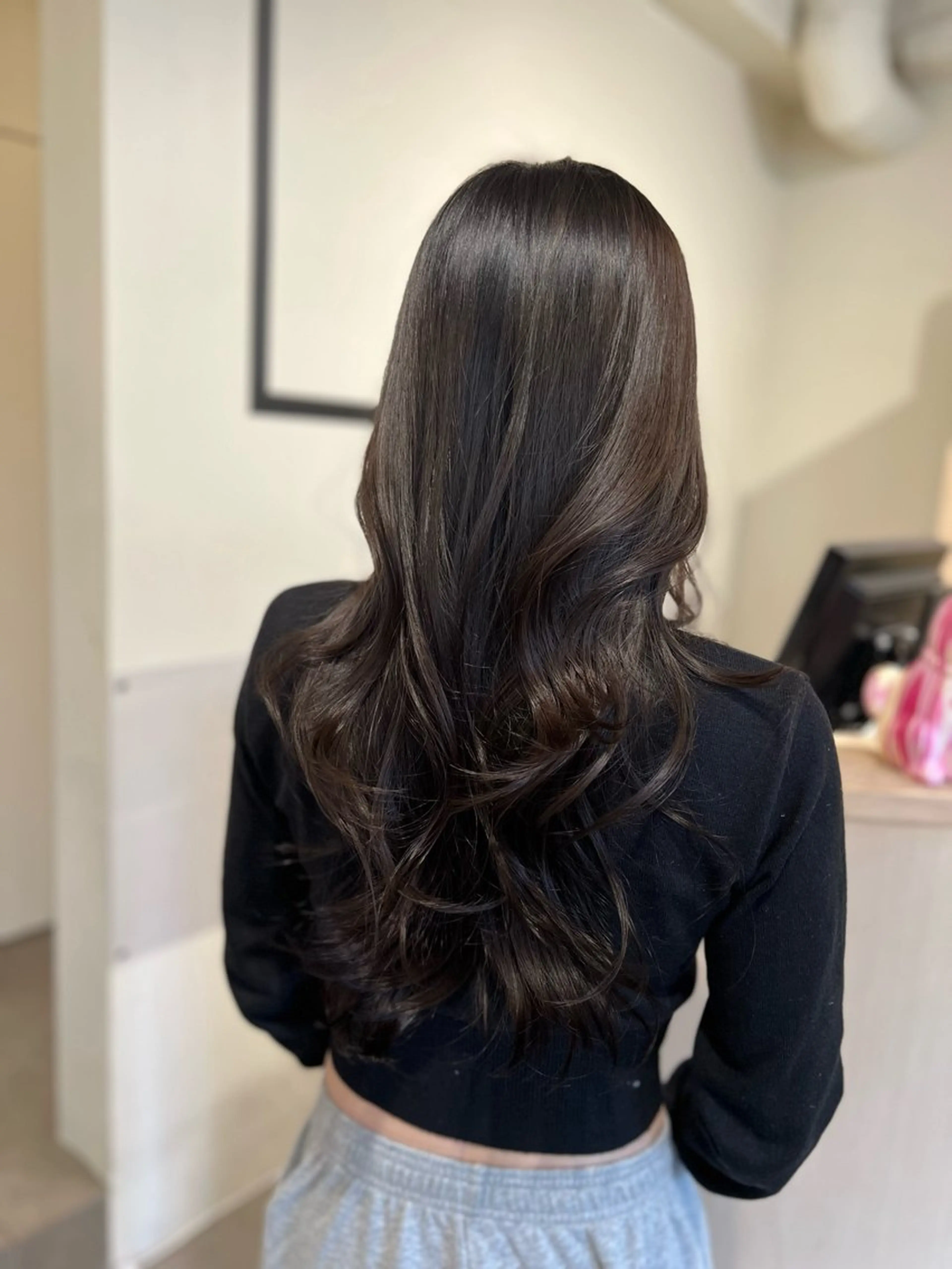 ロング カット 韓国レイヤー|ハッシ ュレイヤー|艶カラーのヘアスタイル