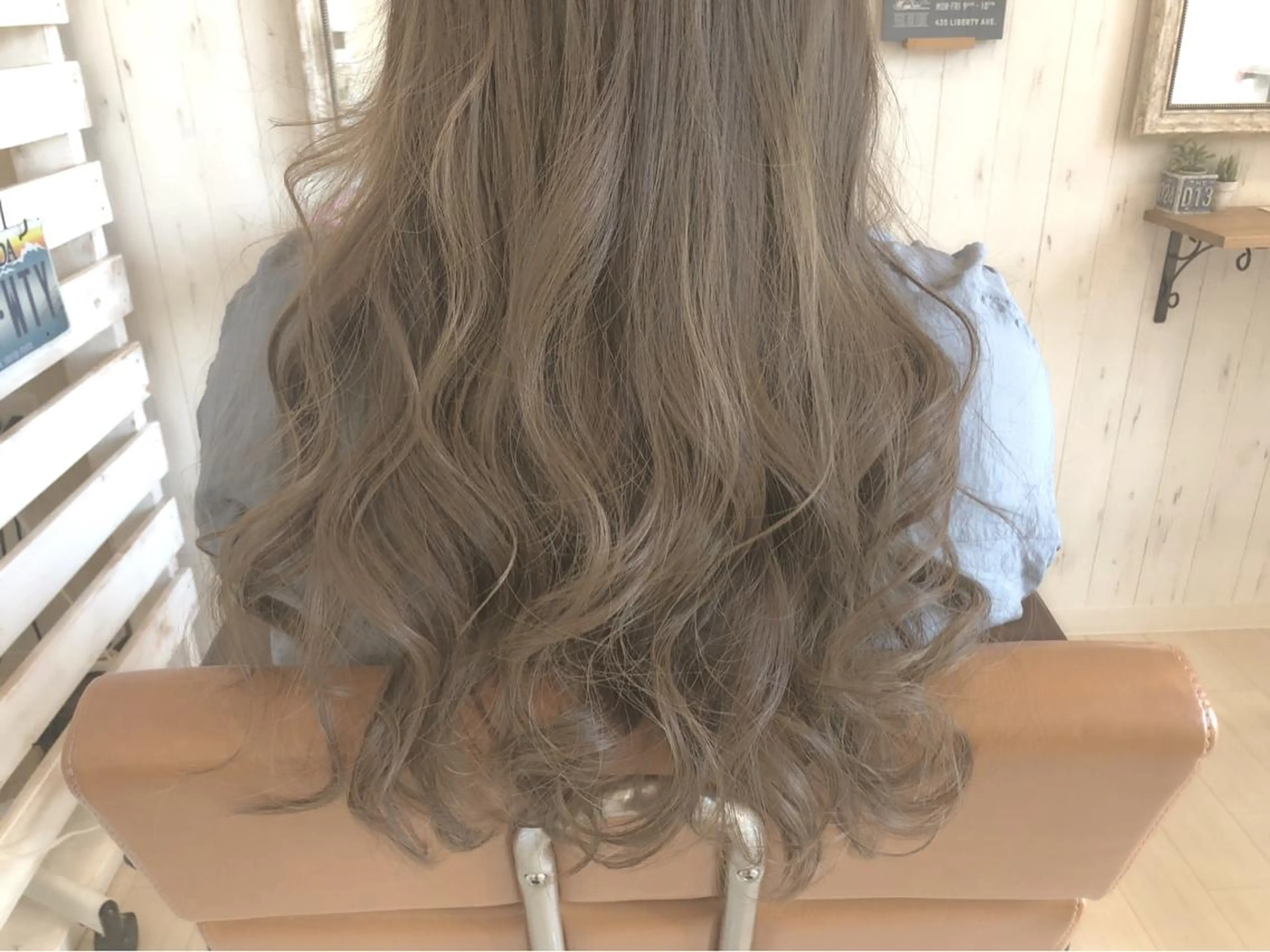 ロング カラー CANAAN-private salon-所属・正道 佳奈のマツエク・マツパデザイン