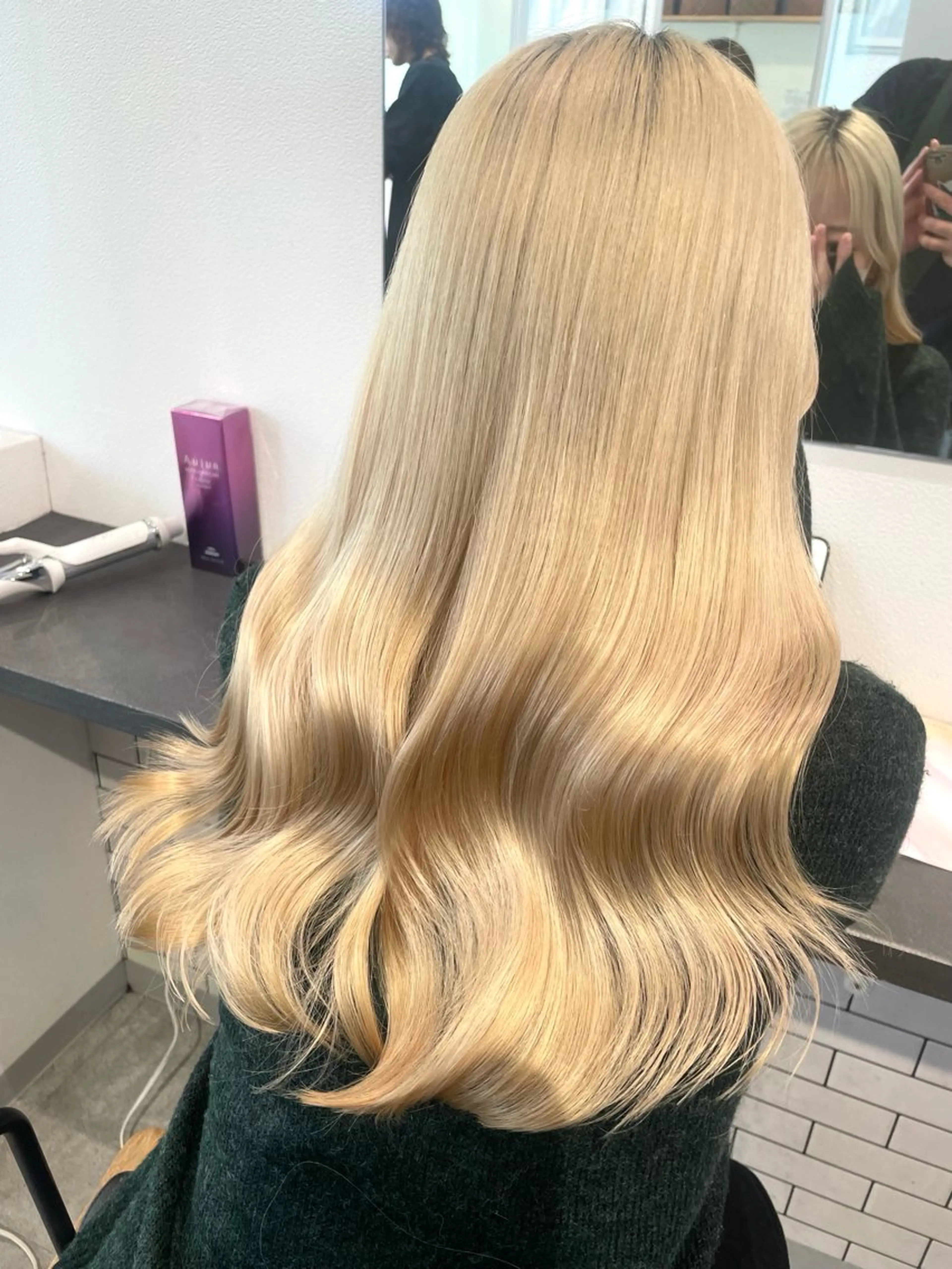 ロング ブリーチ/ベージュ /レイヤー/ひよりのヘアスタイル