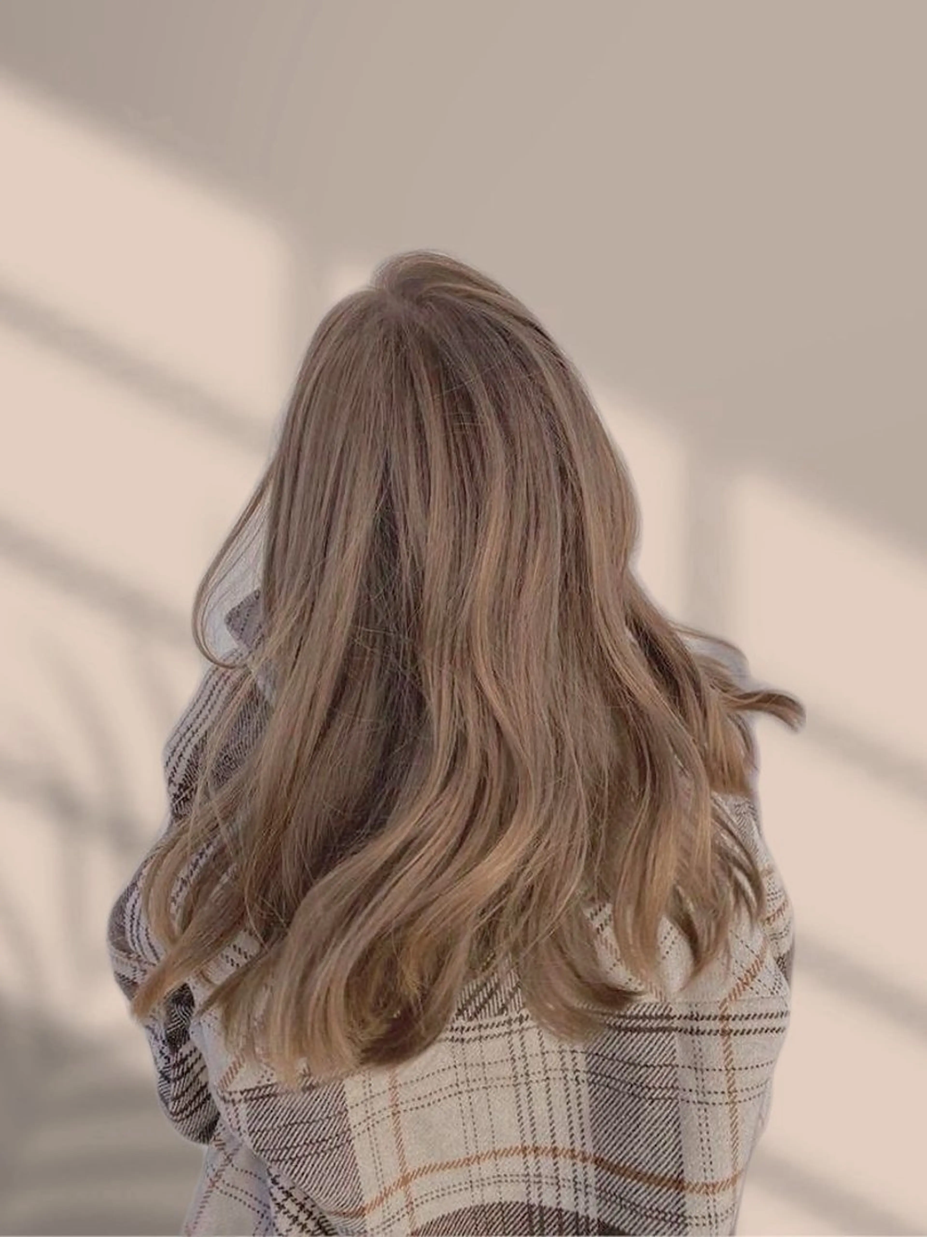 ロング カラー ヘアカラー くすみミルクティー／ ブラウン🪡TOWAのヘアスタイル