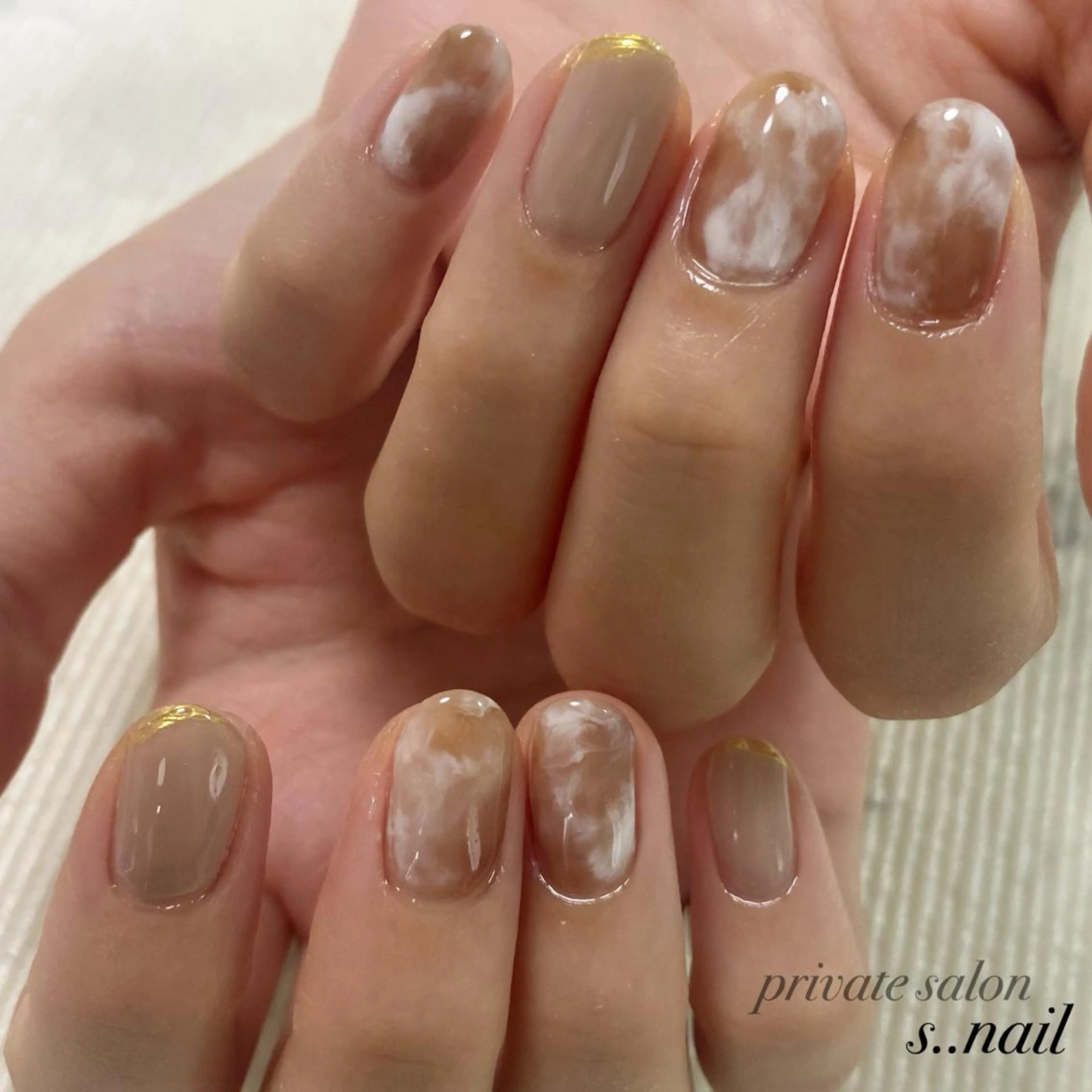 ネイル ブラウン ハンドネイル フットネイル s..nail / MORITAのネイルデザイン