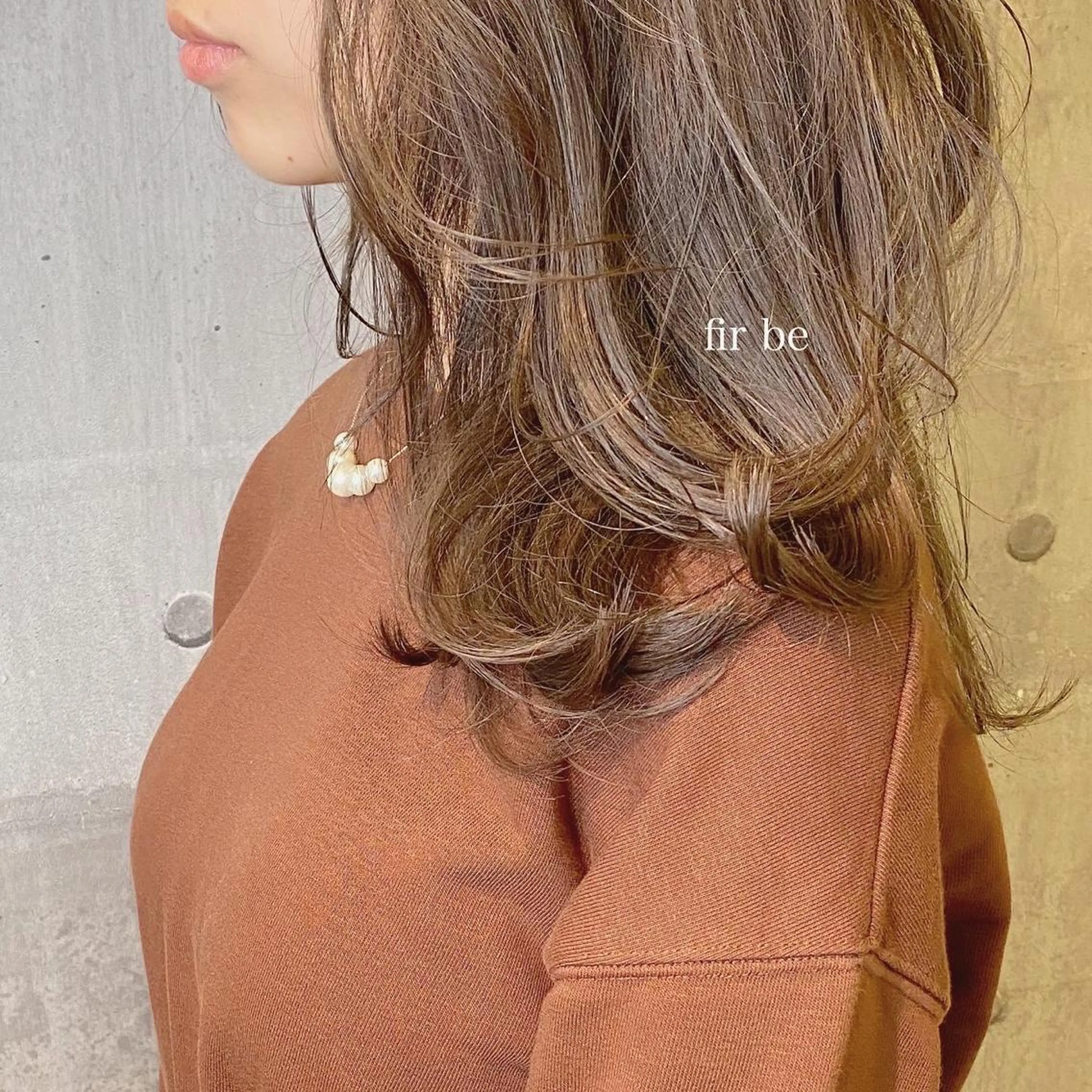 ミディアム カラー ベージュカラー カット ヘアカラー トリートメント 髪質改善ｶﾗｰ ｹｱﾌﾞﾘｰﾁ/ﾀﾑのヘアスタイル