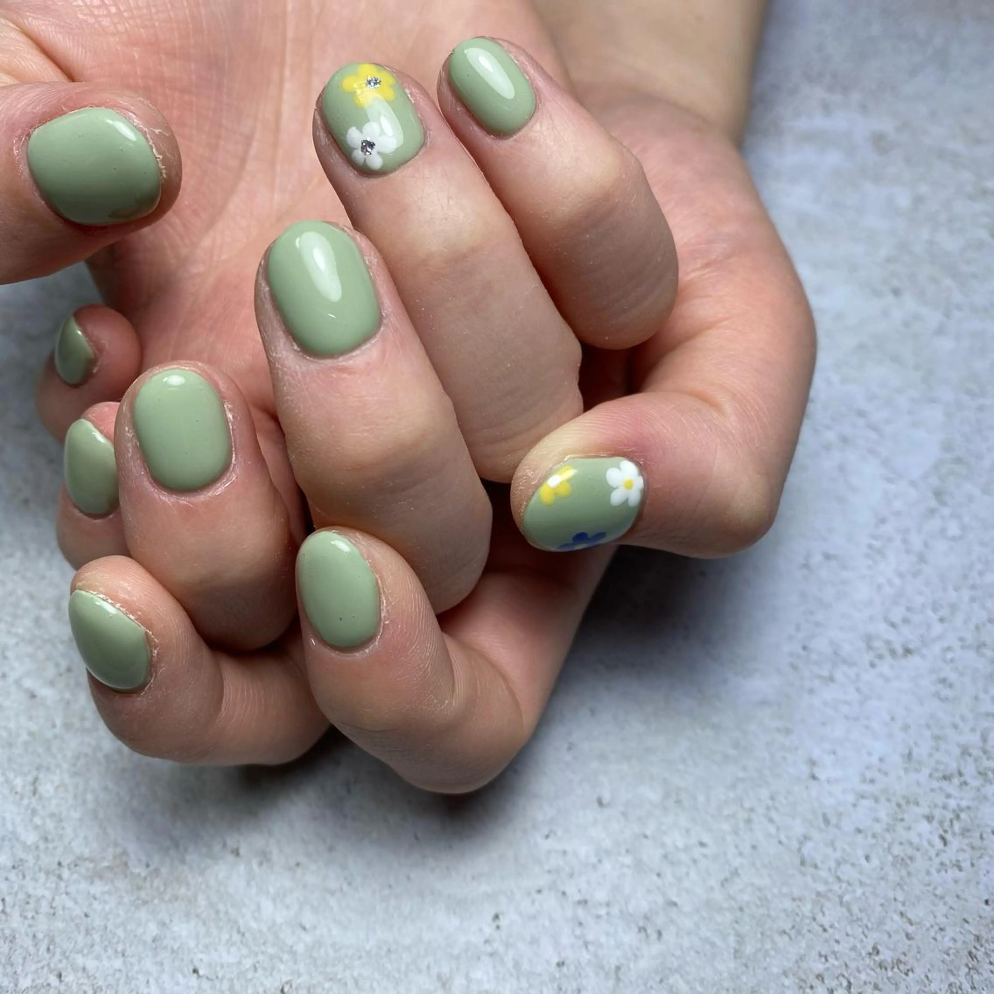 ネイル Re:Smil所属・☺︎ NOZOMI☺︎のネイルデザイン