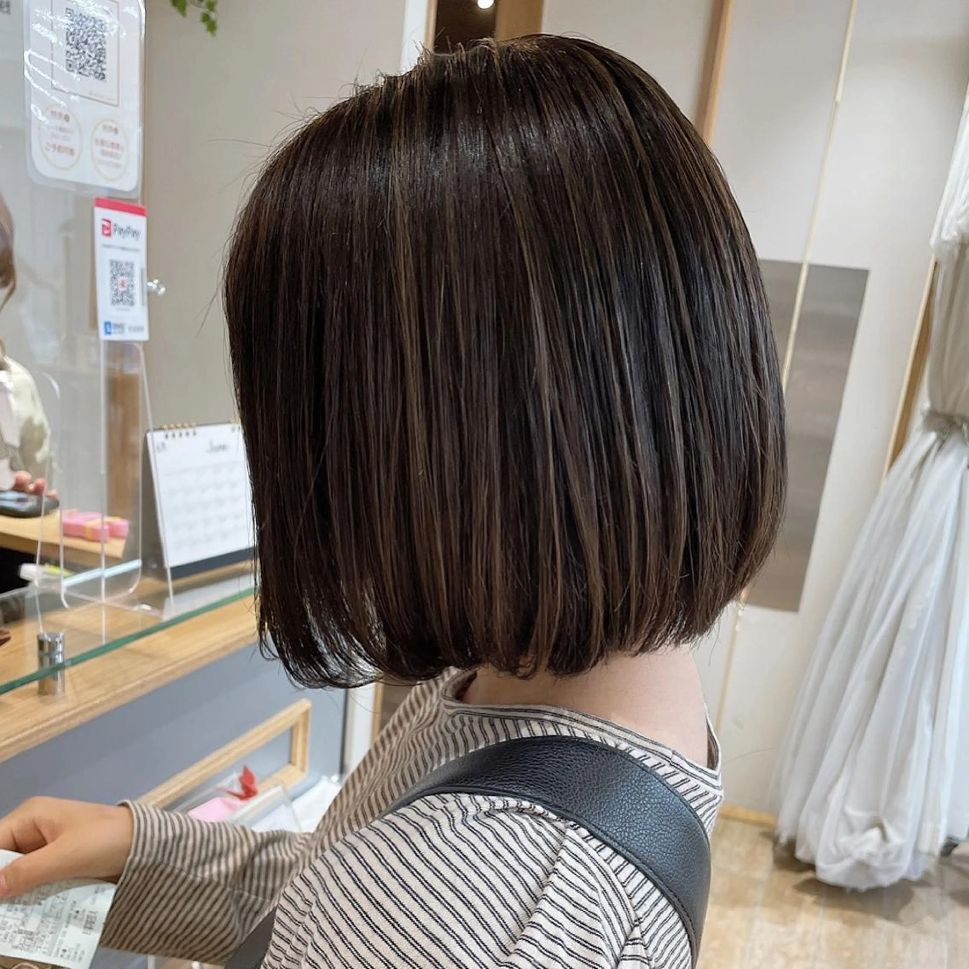 ミディアム カラー パーマ ヘアアレンジ メンズ キッズ ネイル マツエク・マツパ カット ヘアカラー トリートメント 横浜Bob美容師🤎 ERINAのヘアスタイル