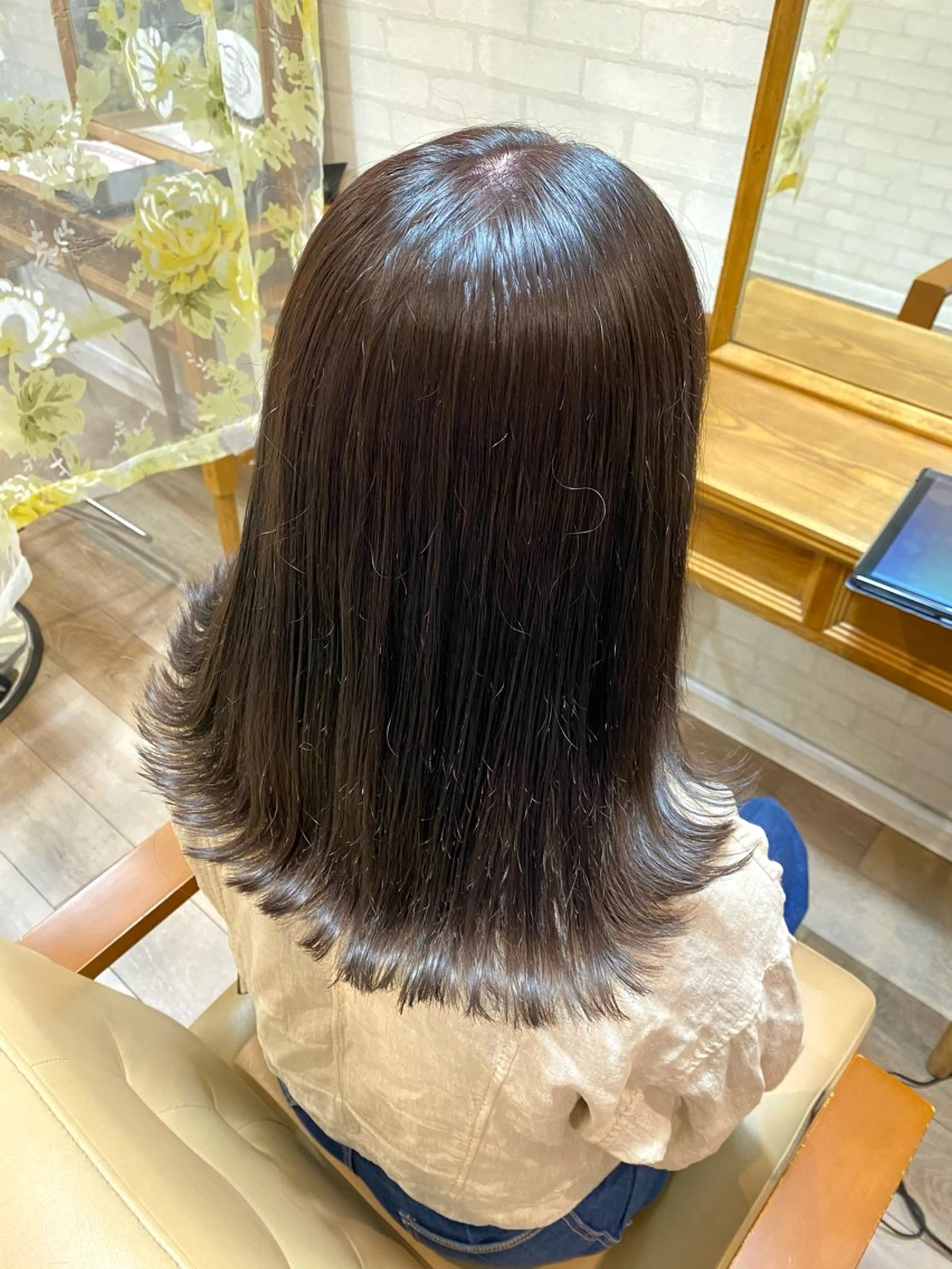 セミロング カラー ヘアカラー トリートメント Aujuaソムリエ 🎨‎♡HARUのヘアスタイル