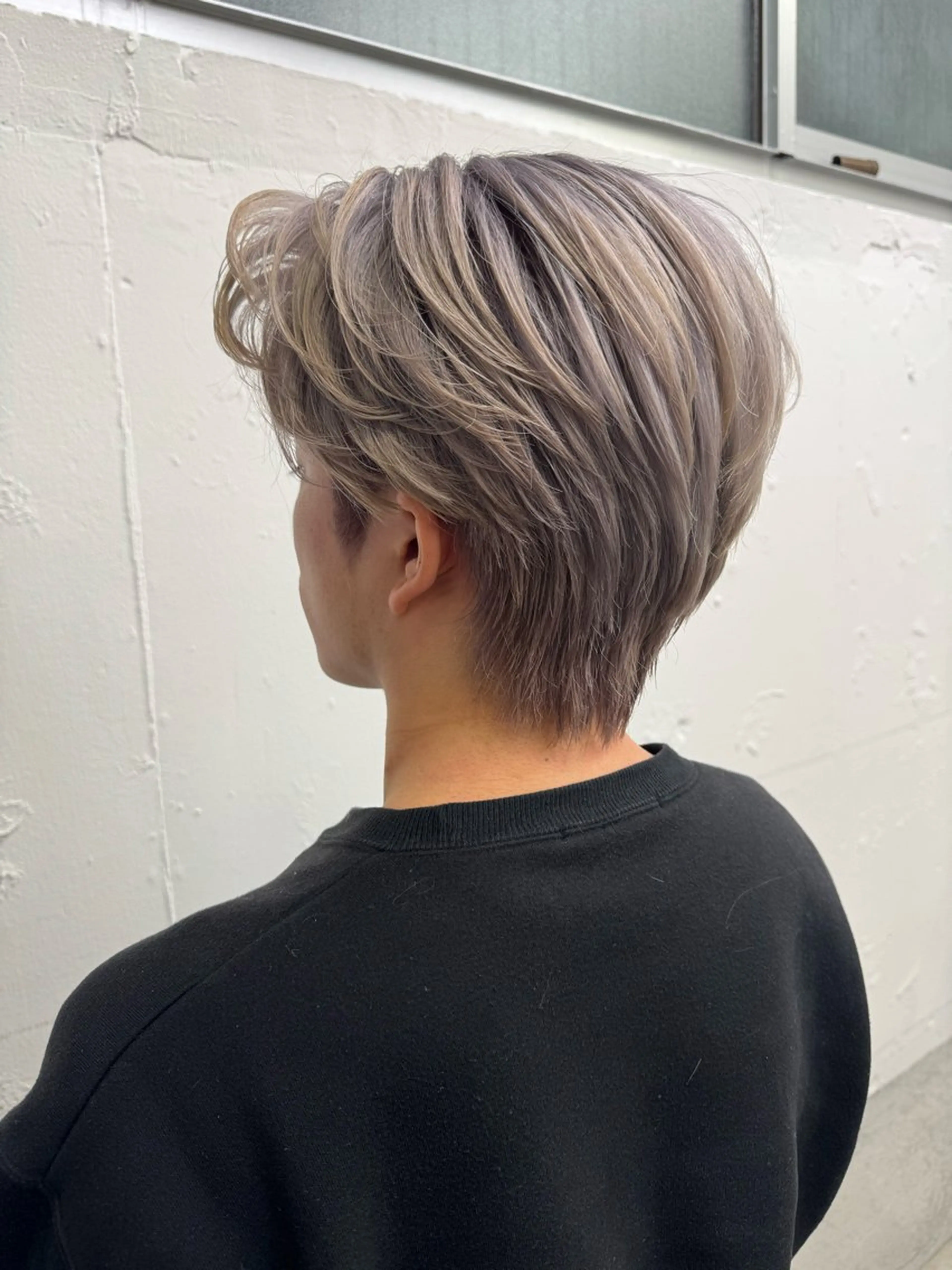 ショート カラー メンズ メンズブリーチ センターパート メンズ韓国風 メンズショート ブリーチ カット ヘアカラー トリートメント 💈メンズ特化💈 TASUKUのヘアスタイル