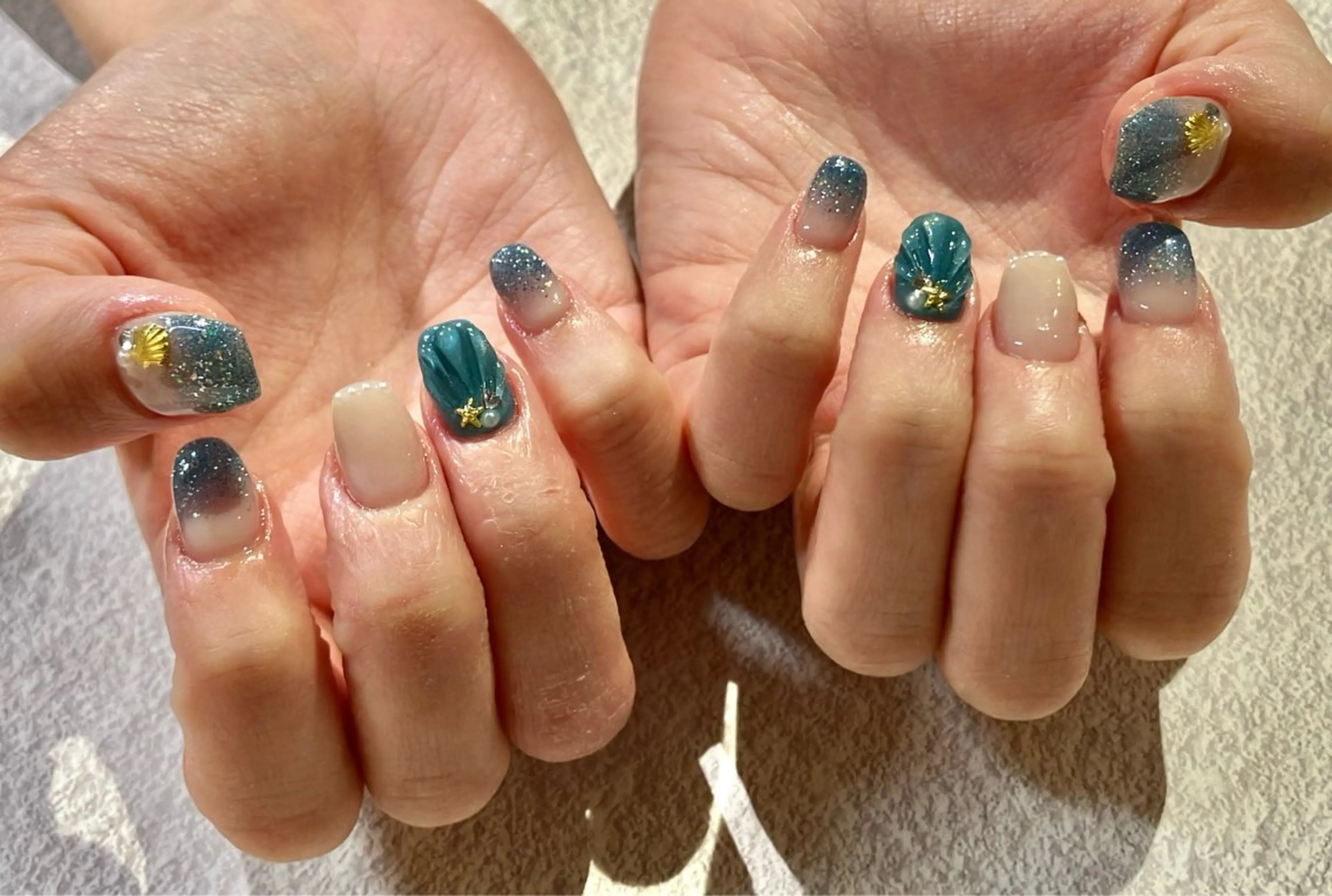 ネイル ハンドネイル たまプラーザ ANZUのネイルデザイン