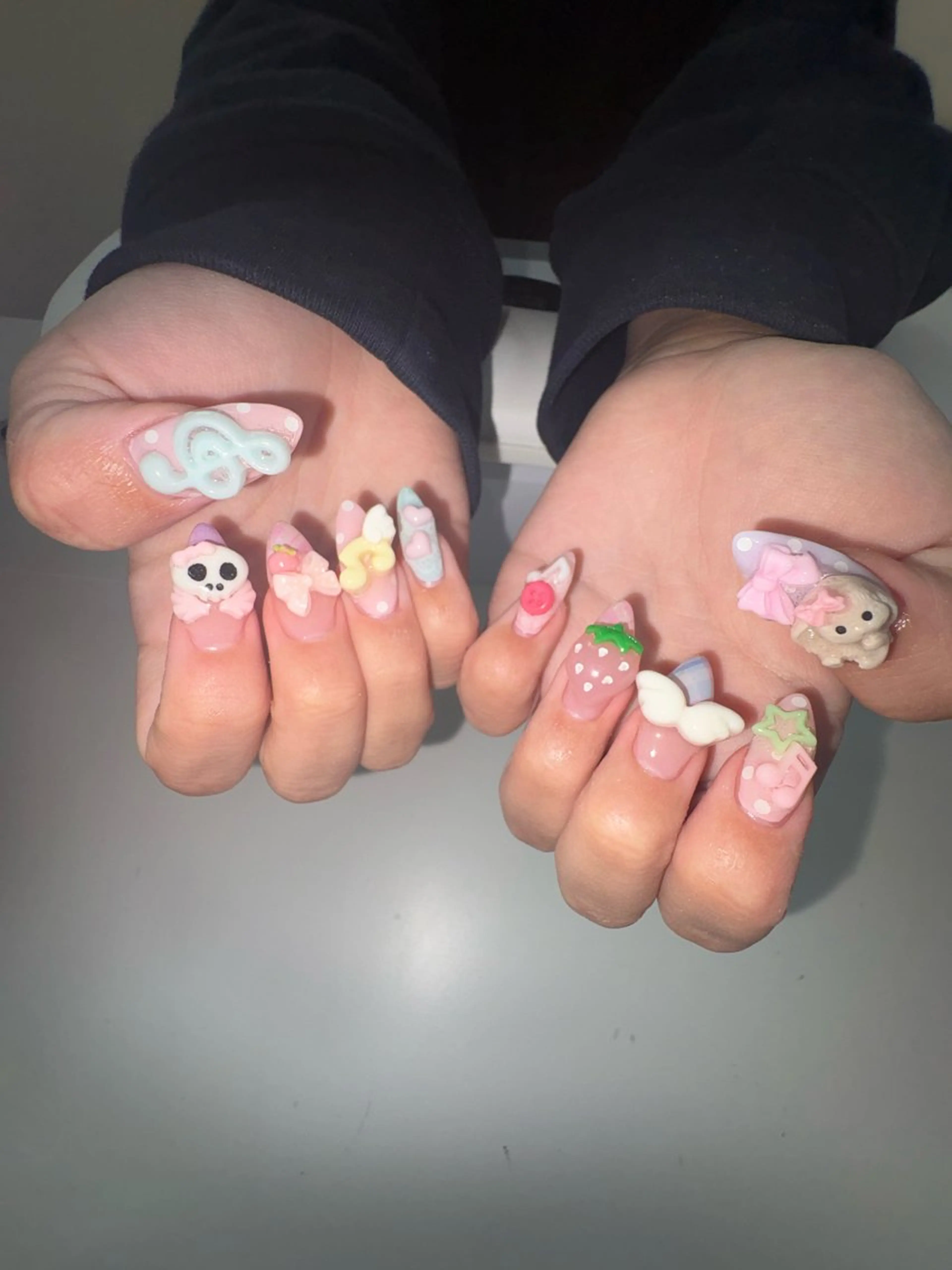 ネイル ハンドネイル nailsalon wingのネイルデザイン