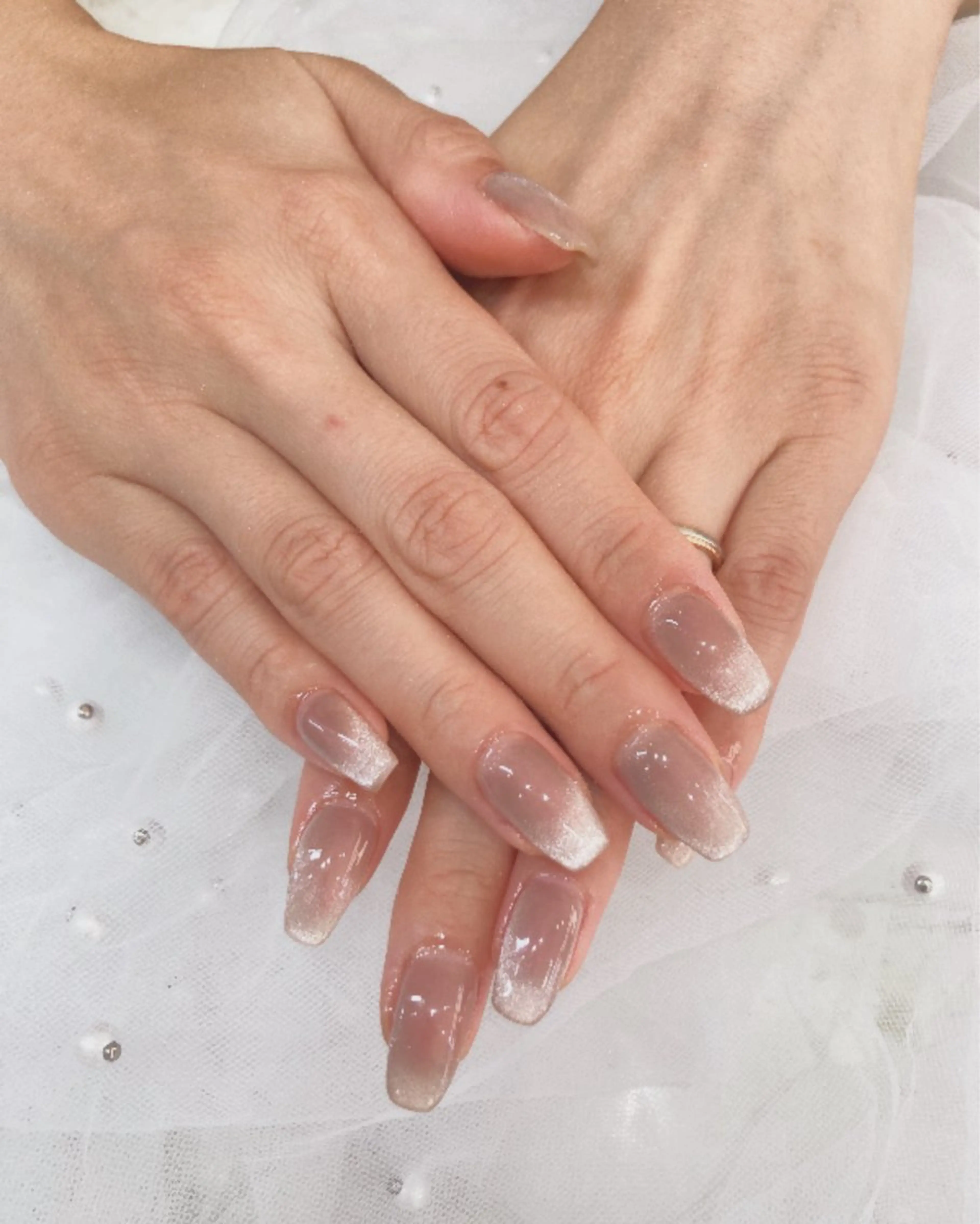 ネイル フレンチネイル マグネットネイル マグネットフレンチ ハンドネイル 🦋Hina🦋 12月予約受付中✨のネイルデザイン