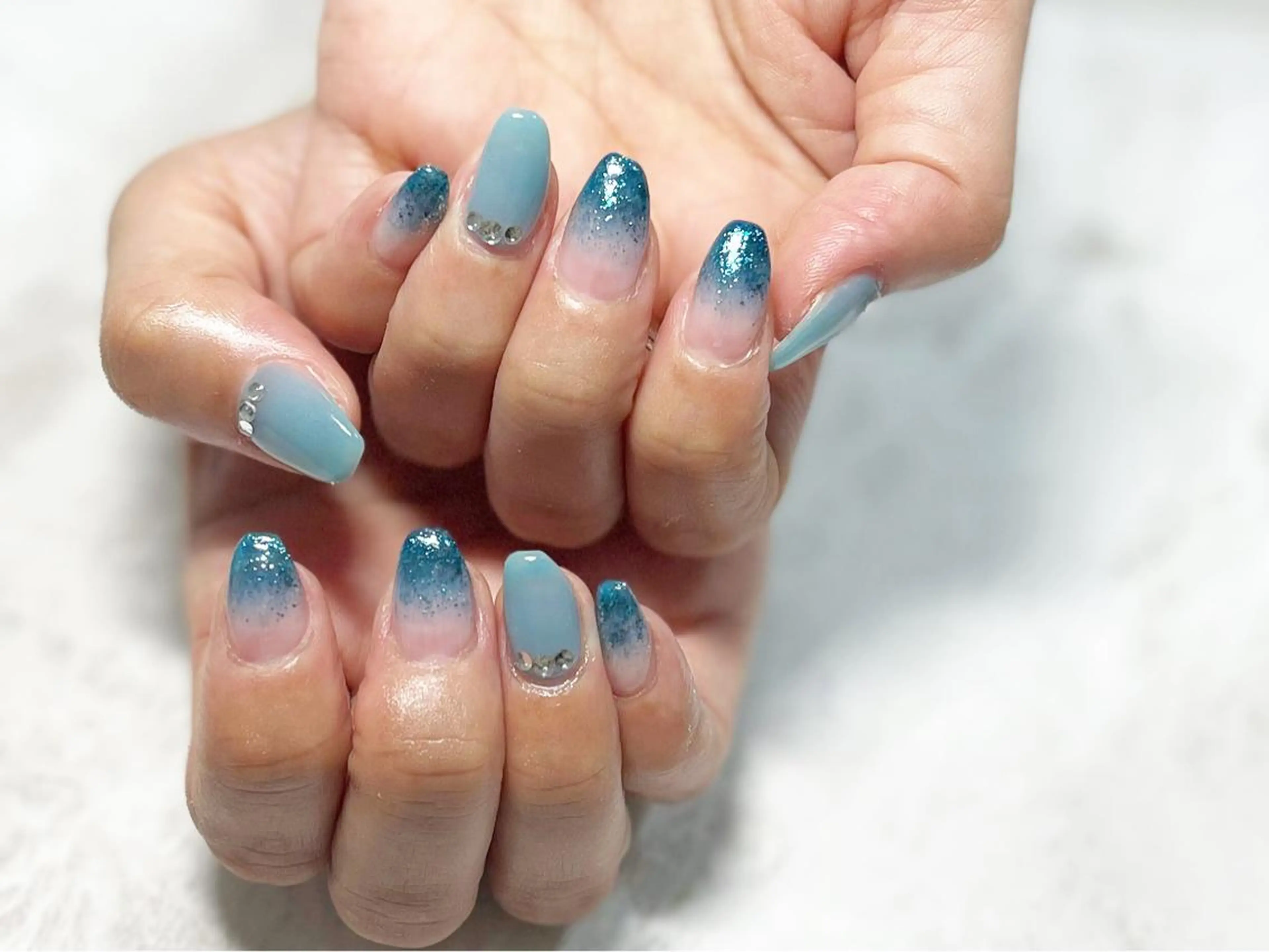 ネイル ブルー フットネイル ニュアンスネイル シンプルネイル 春ネイル ネイル フフラ所属・nail fufla ♡yamane♡のネイルデザイン