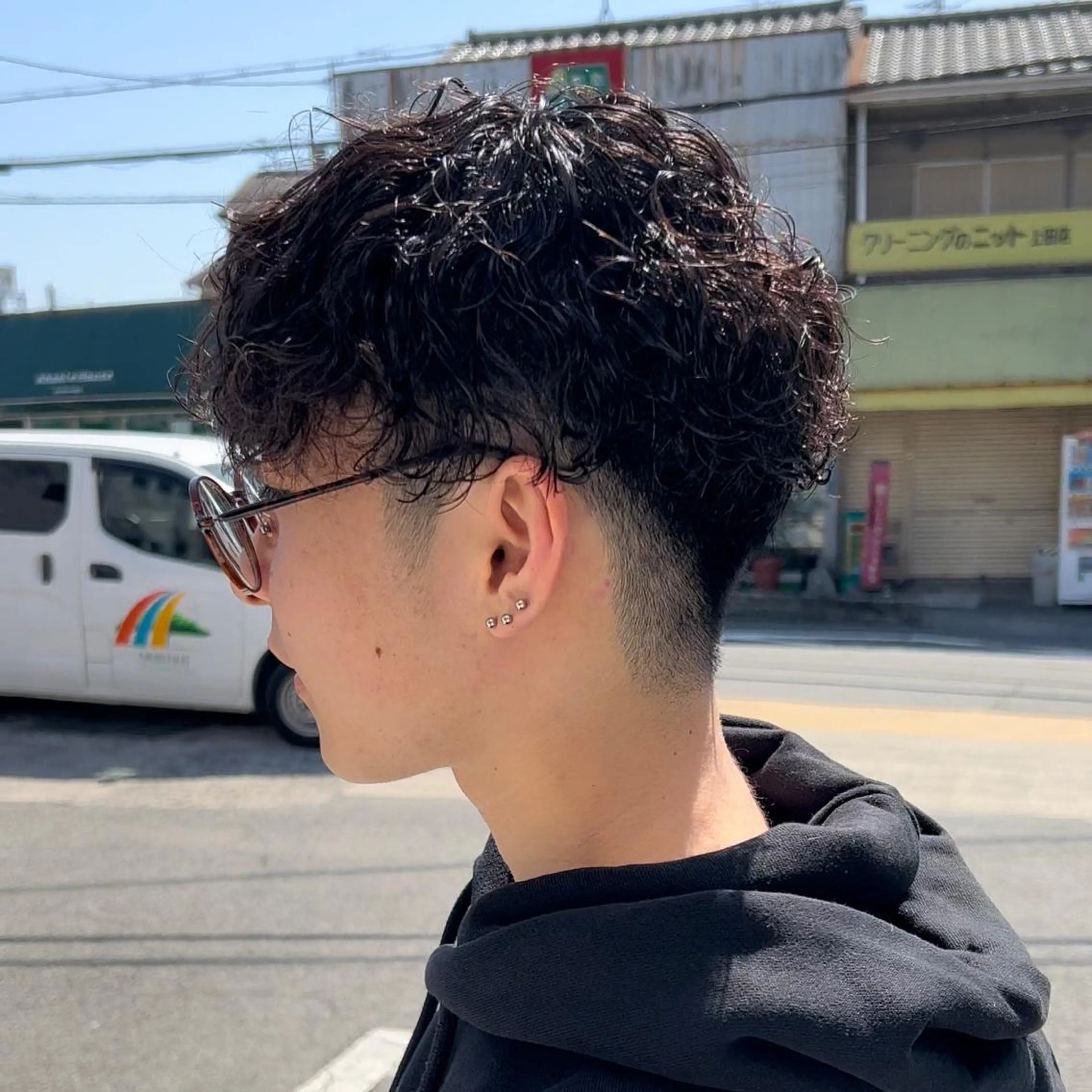 パーマ メンズ センターパート ダウンパーマ カルマパーマ メンズ韓国風 メンズパーマ メンズサロンGRIT 店長　深山一平のヘアスタイル