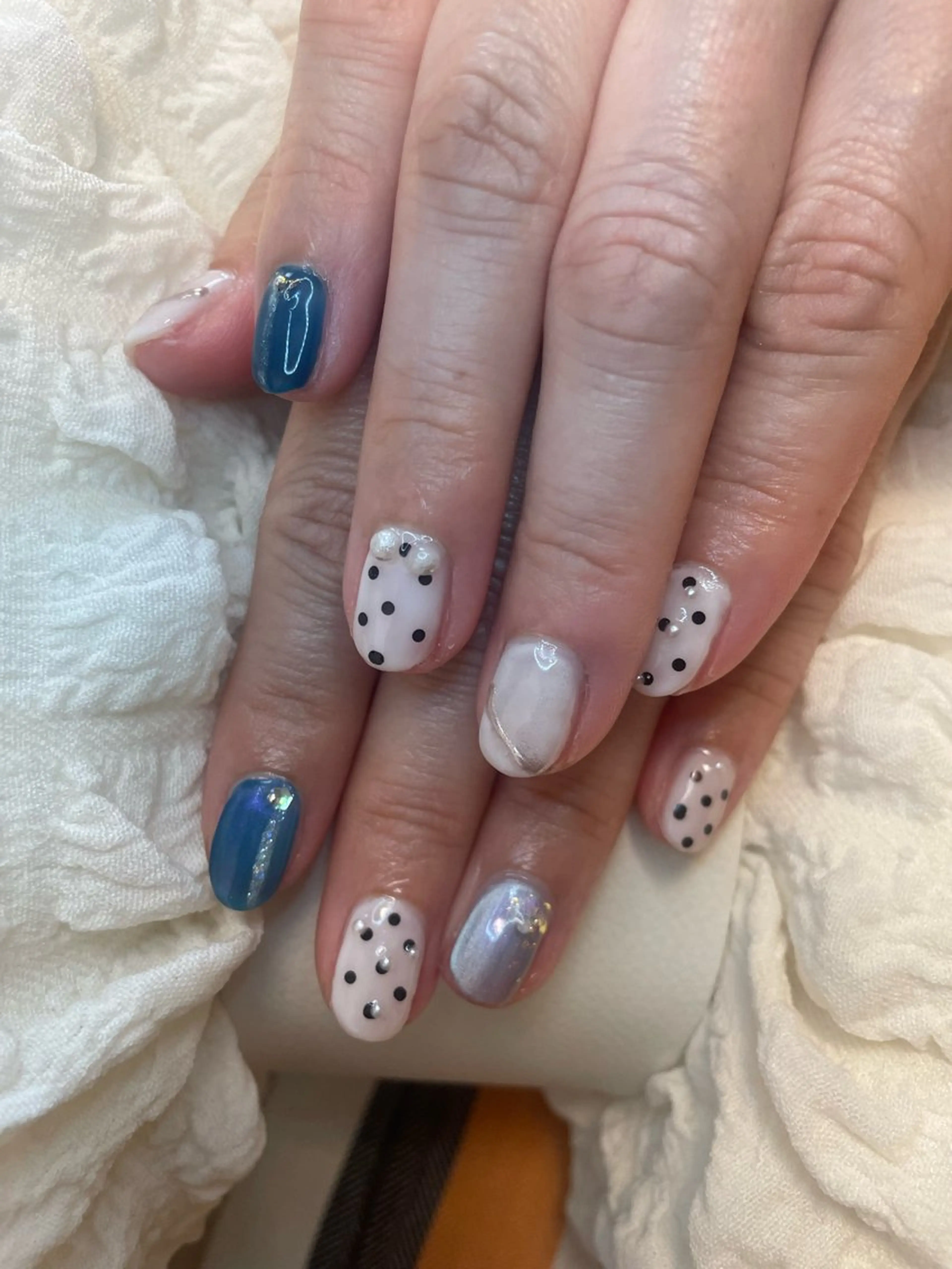 ネイル ブルー ドット マグネットネイル ミラーネイル 春ネイル NAIL★M 真紀のネイルデザイン