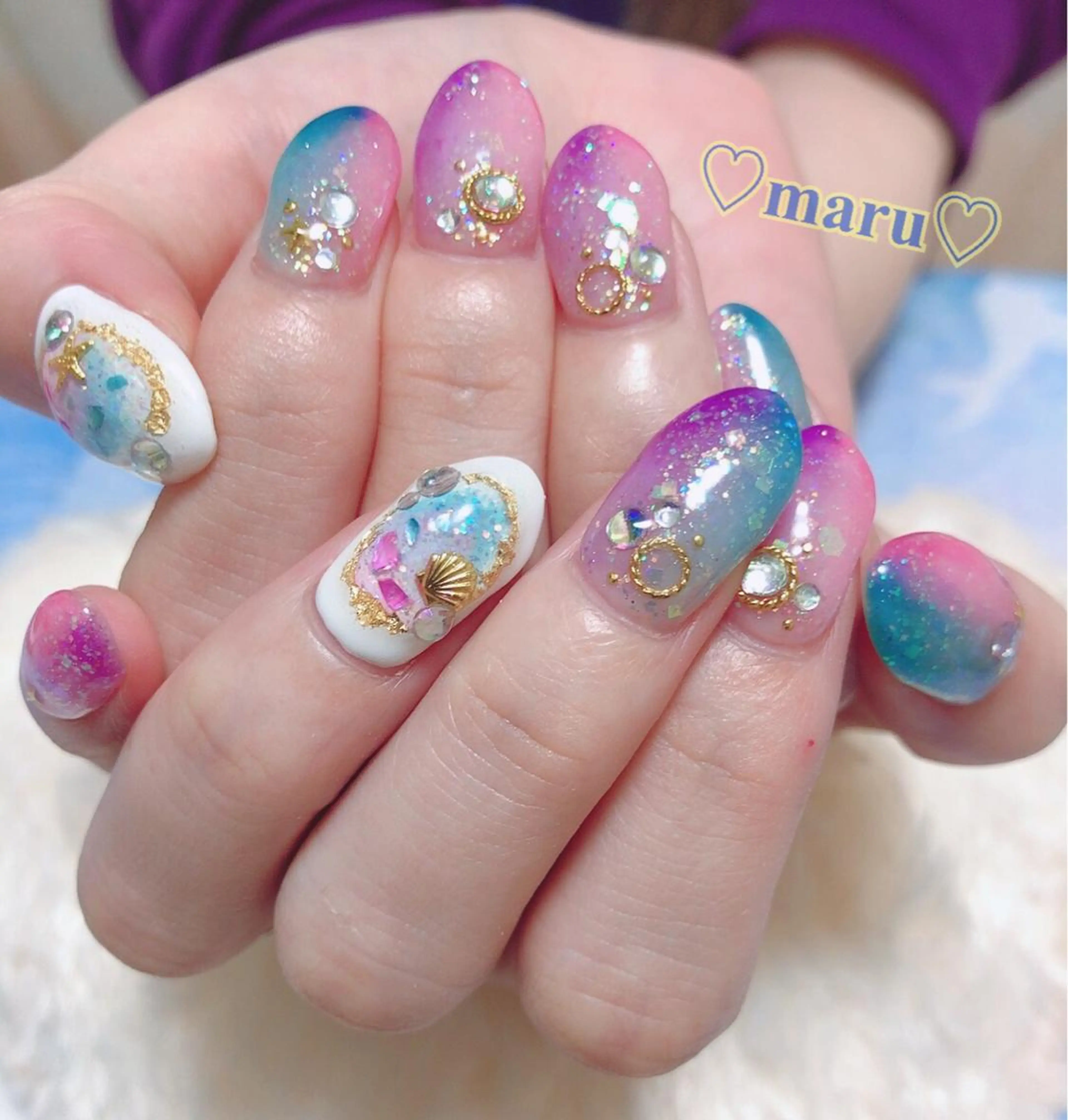 ネイル ハンドネイル フットネイル まるみ ♡のネイルデザイン