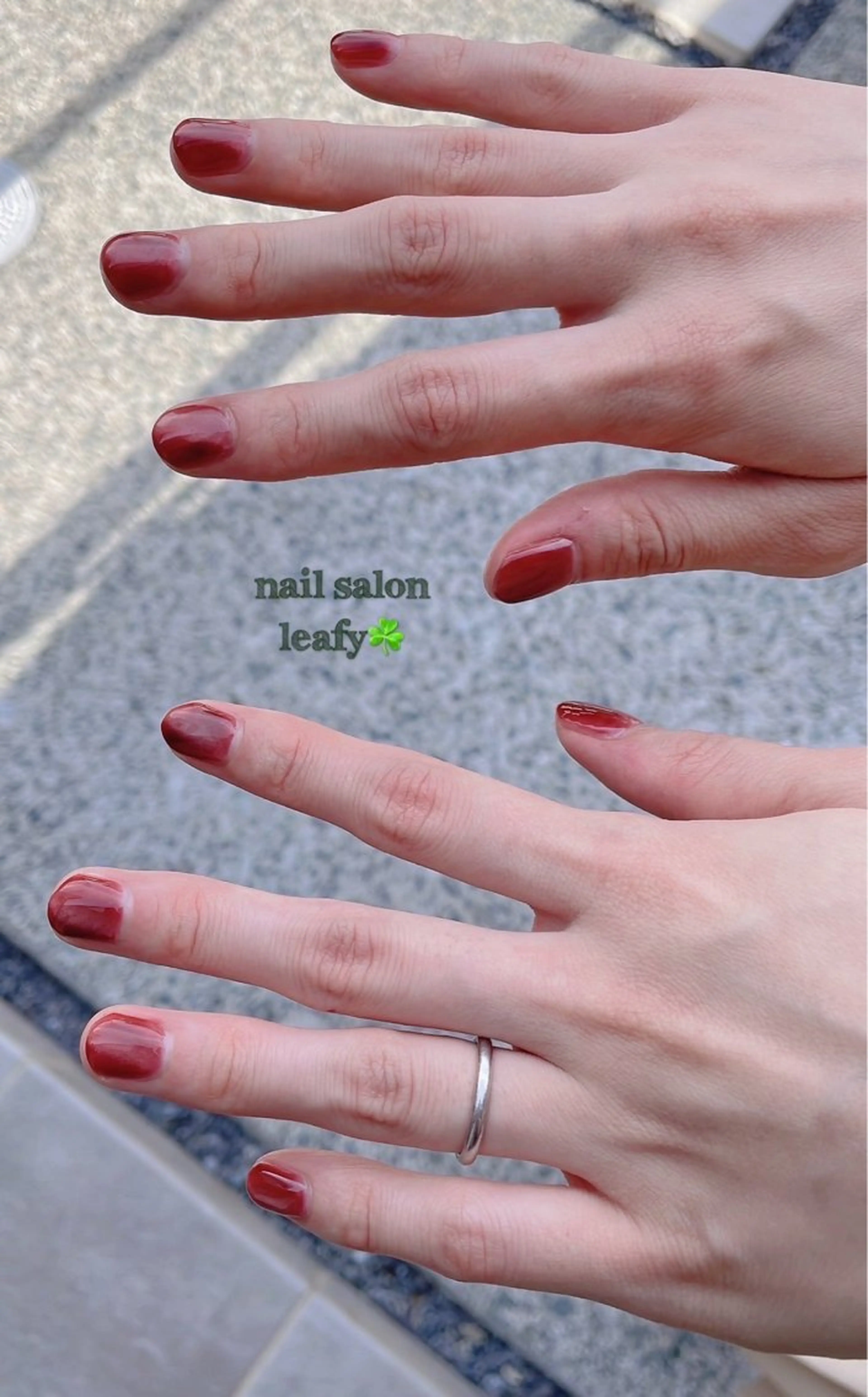 ネイル マグネットネイル ワンカラーネイル 赤色 ネイルサロン leafyのネイルデザイン