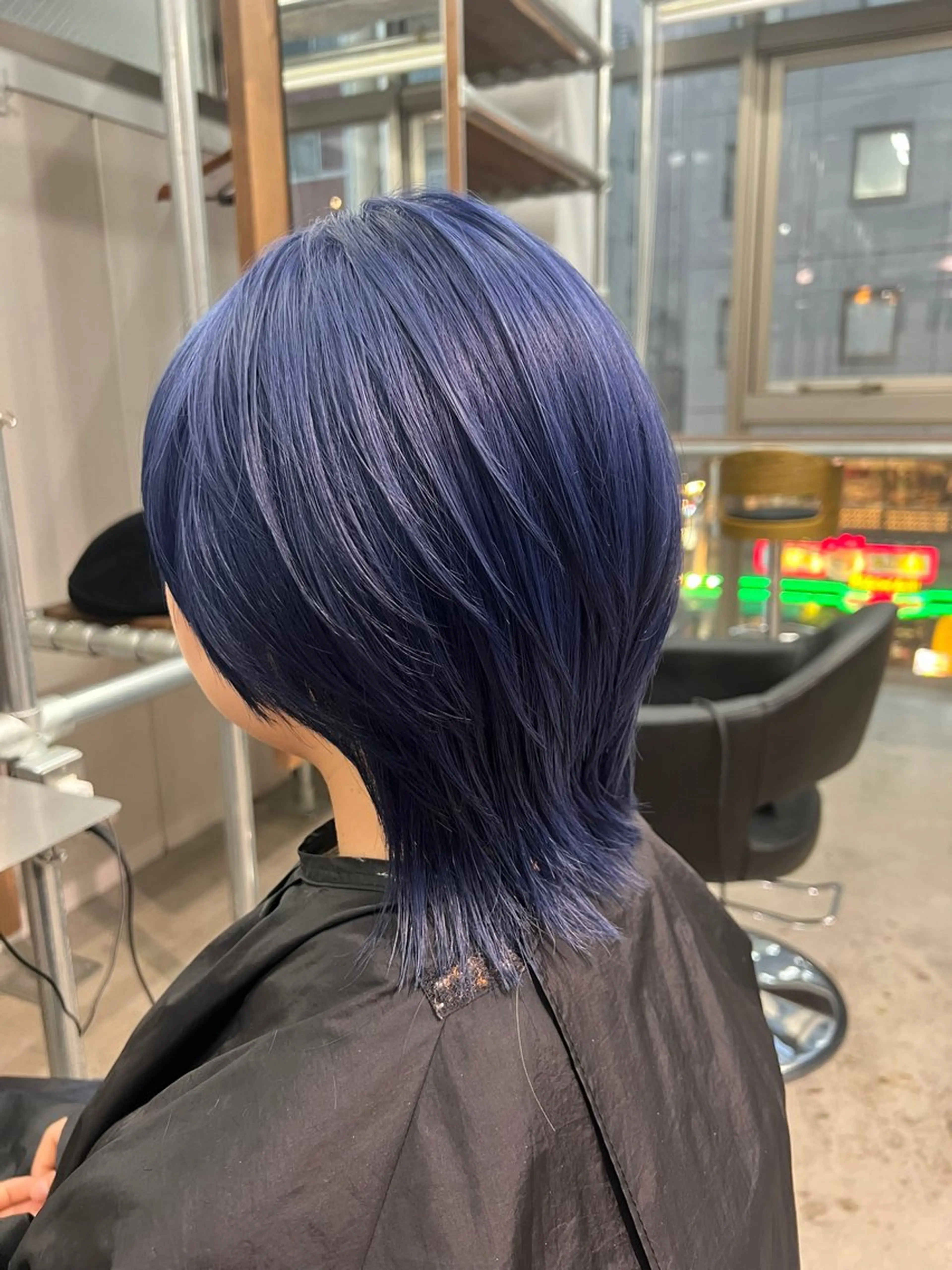 ミディアム カラー ブルーカラー ネイビーカラー 透明感カラー/レイヤ ーhinata.のヘアスタイル