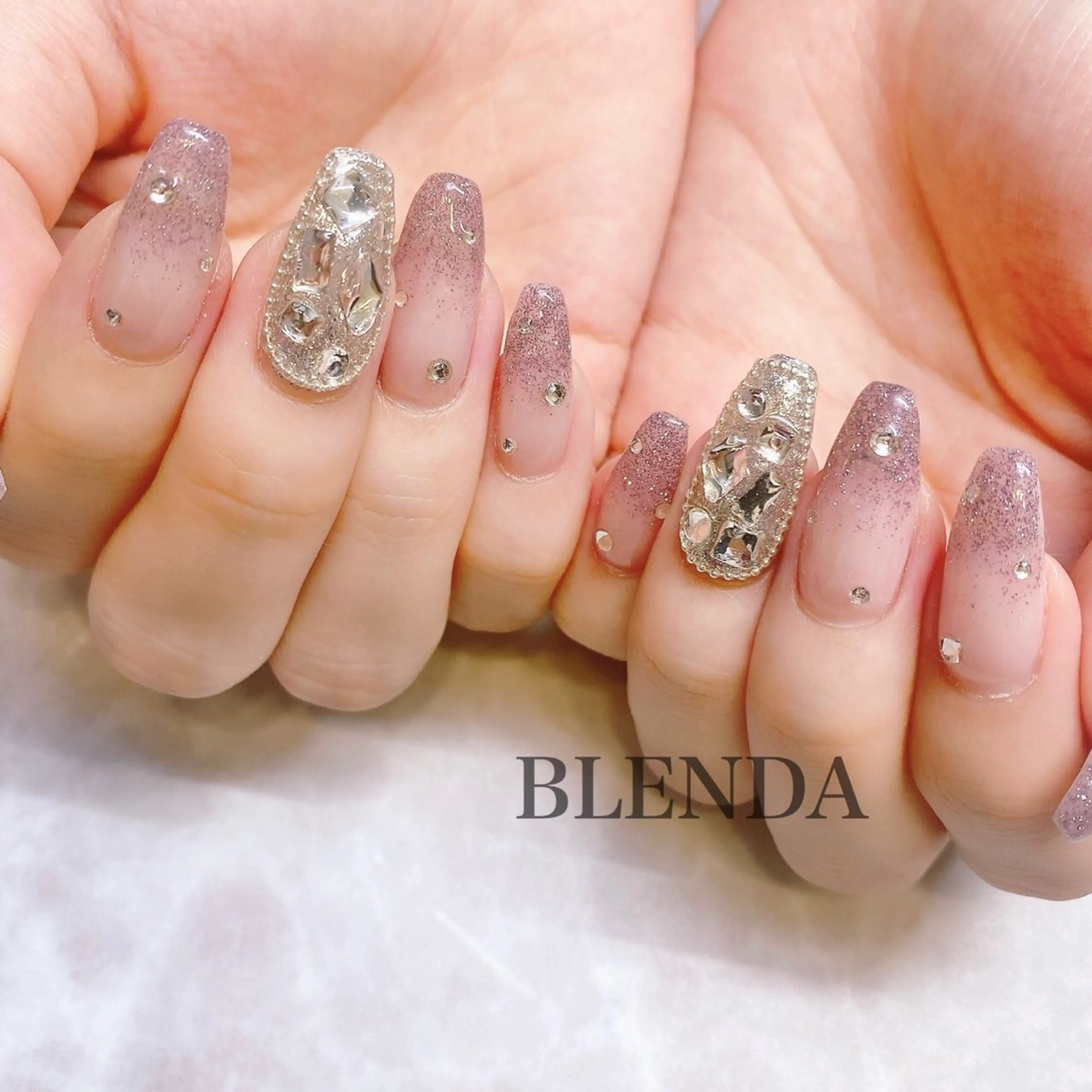 ネイル BLENDA所属・BLENDA 【ブレンダ】のネイルデザイン