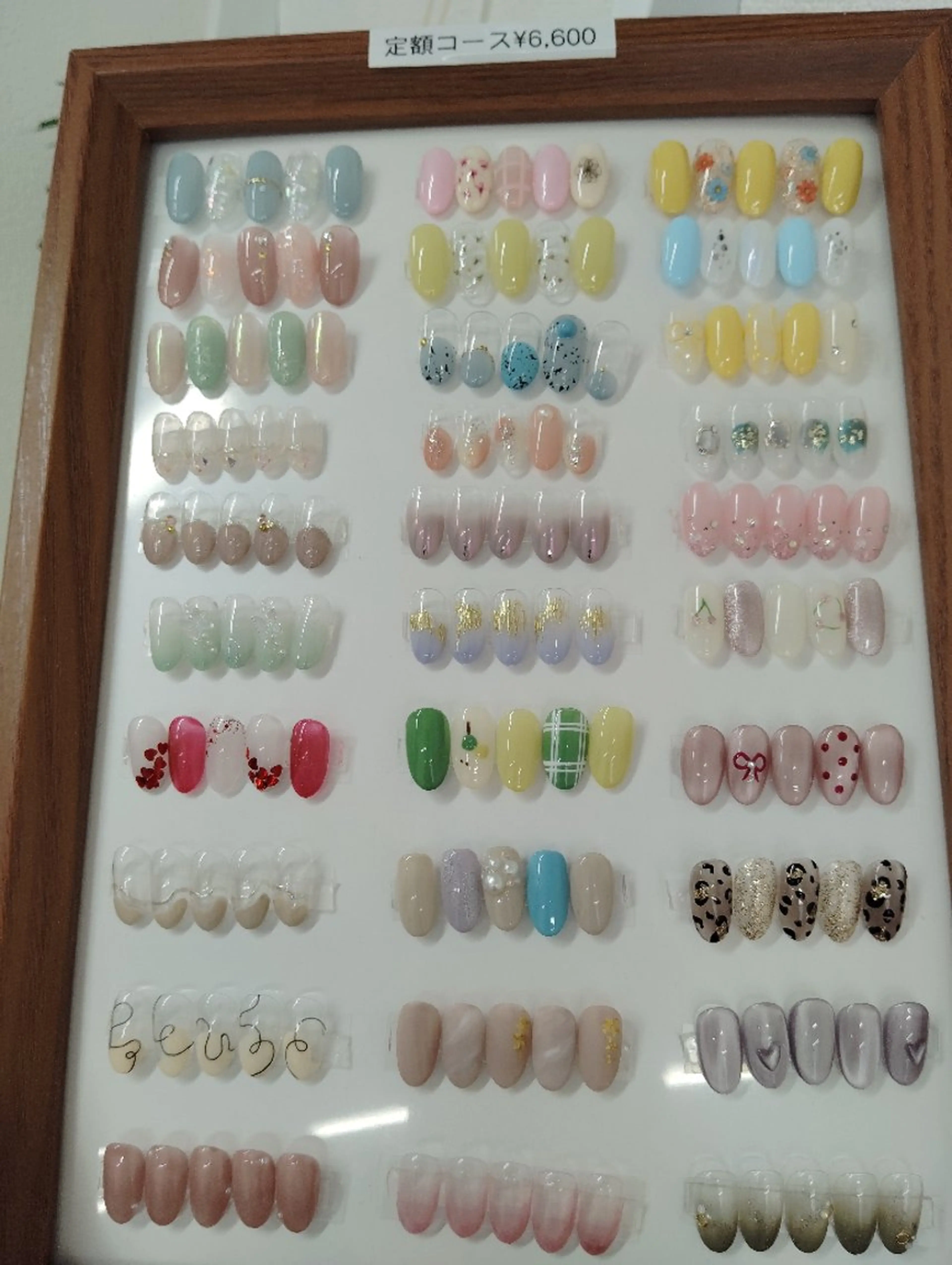 ネイル キャンアイドレッシー新小岩所属・カン カンのネイルデザイン