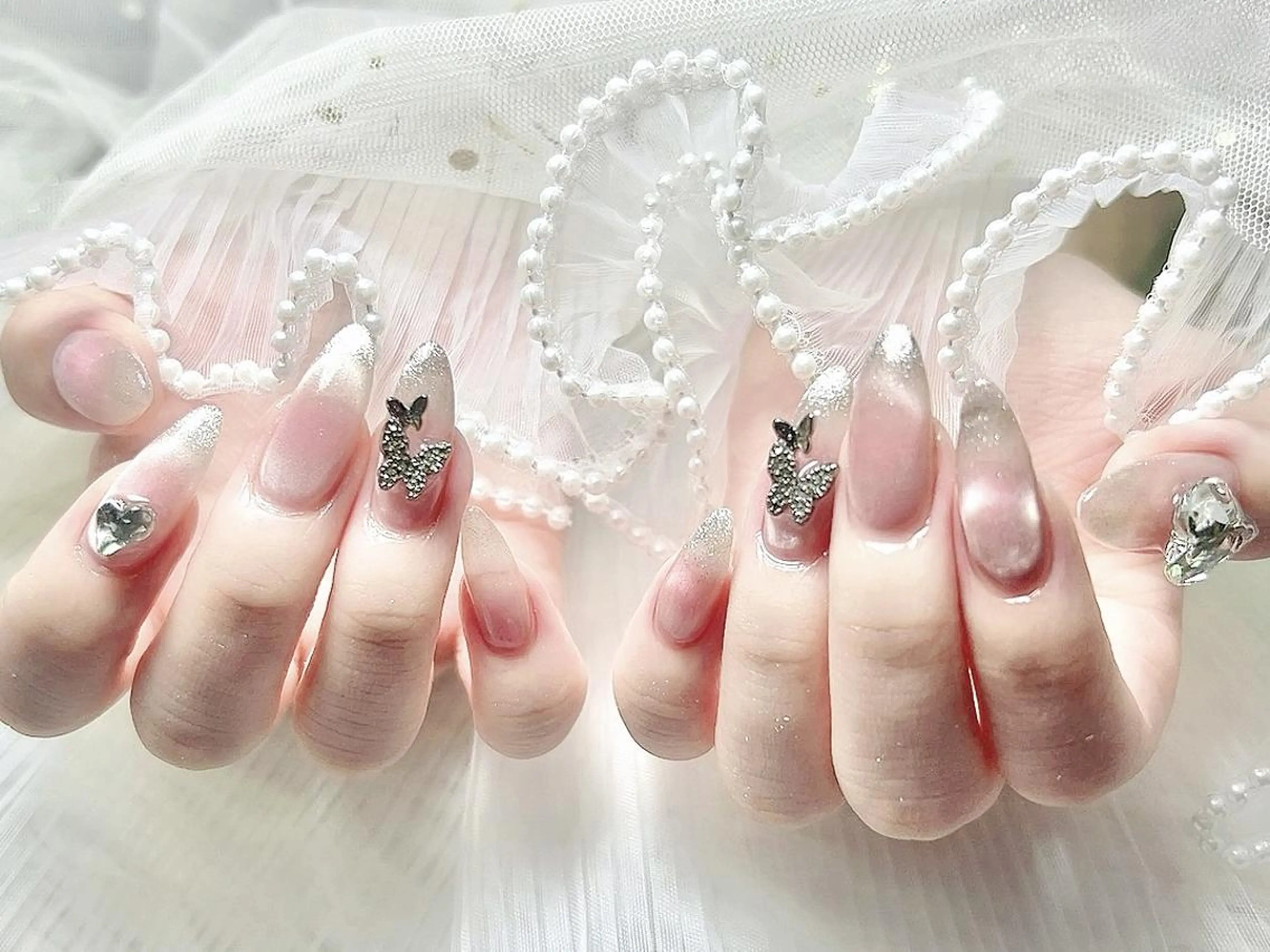 ネイル リリ 奈🎀のネイルデザイン