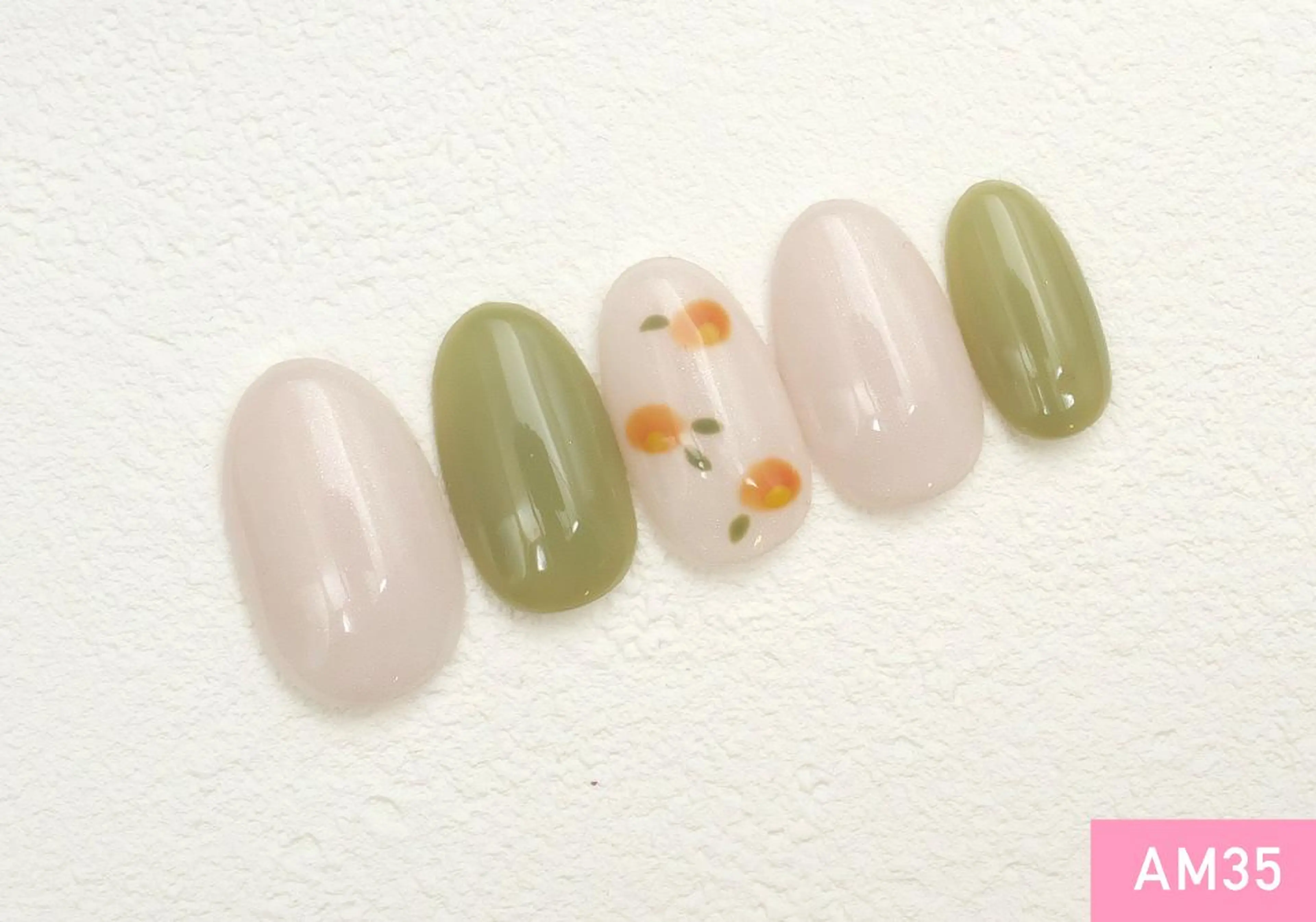 ネイル シルバー 新橋Nail きりかのネイルデザイン